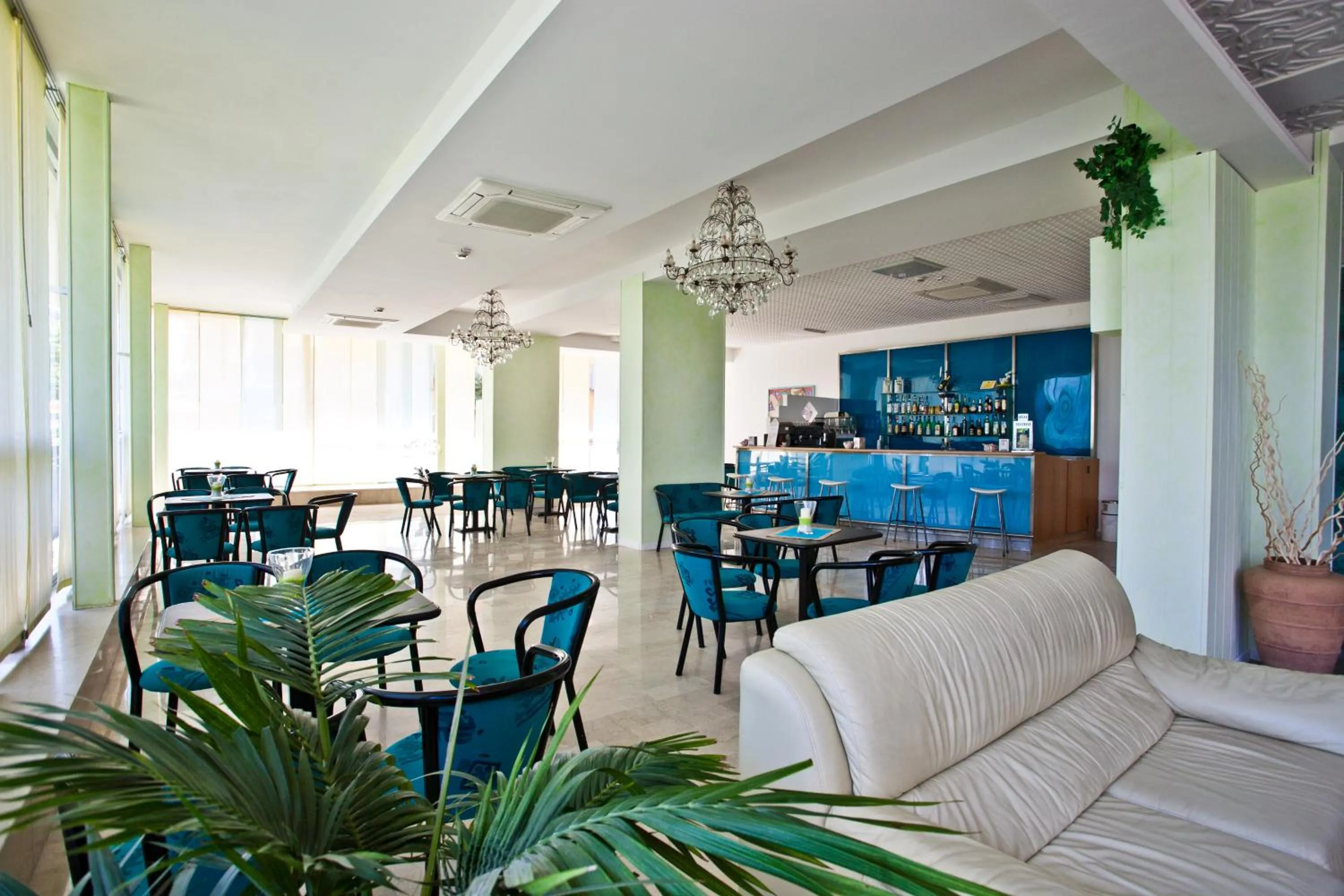 Day in Hotel Holiday Park