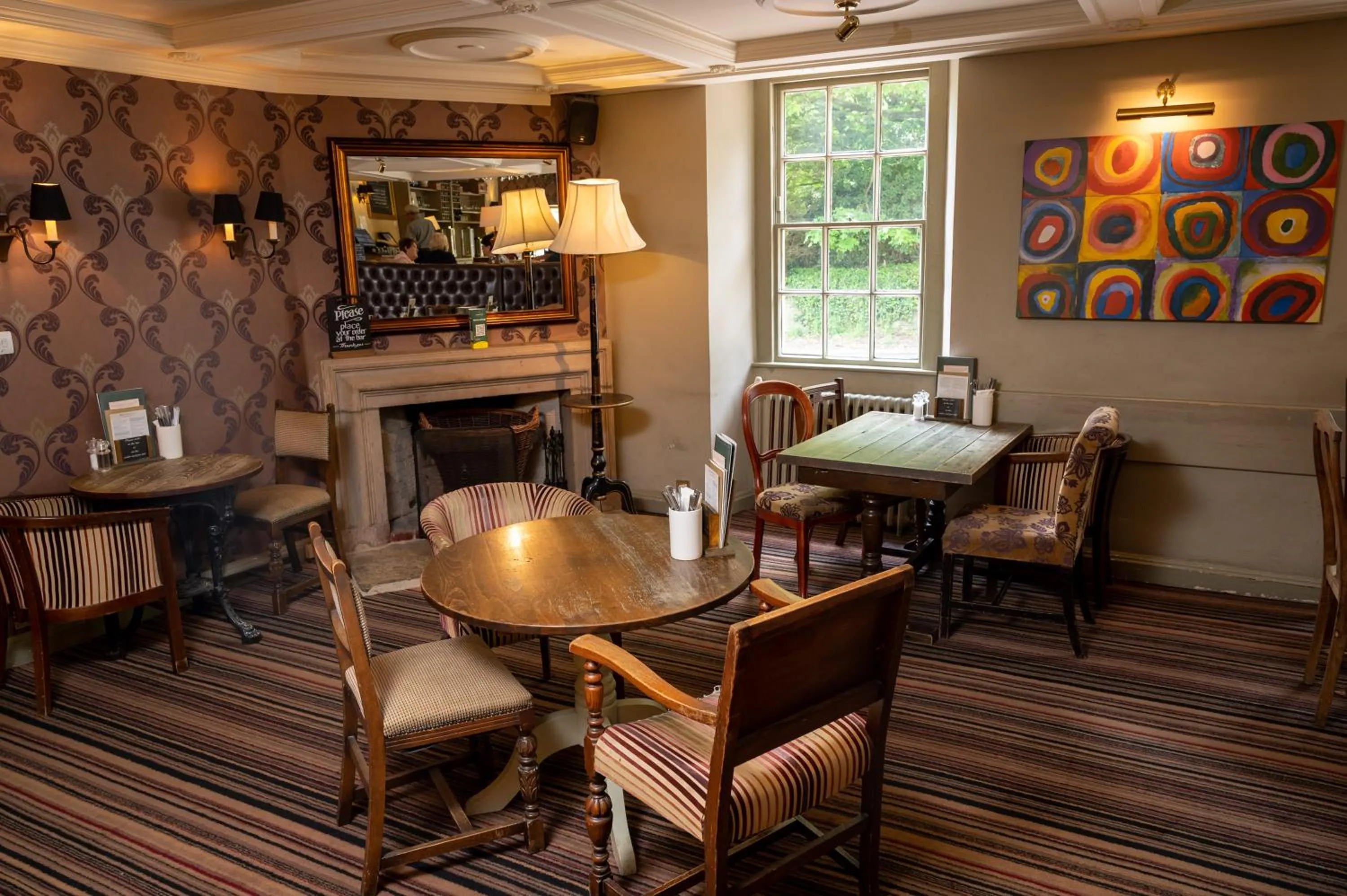 Restaurant/places to eat in Cross Hands Hotel by Greene King Inns