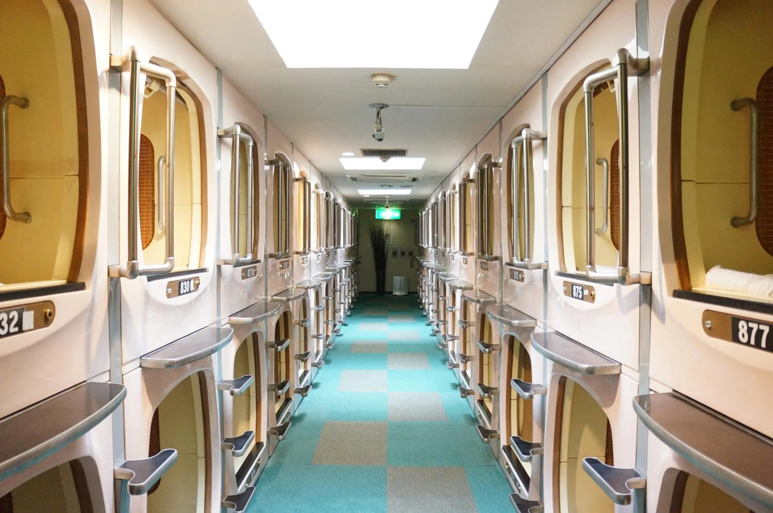 Bedroom in Capsule Hotel 310