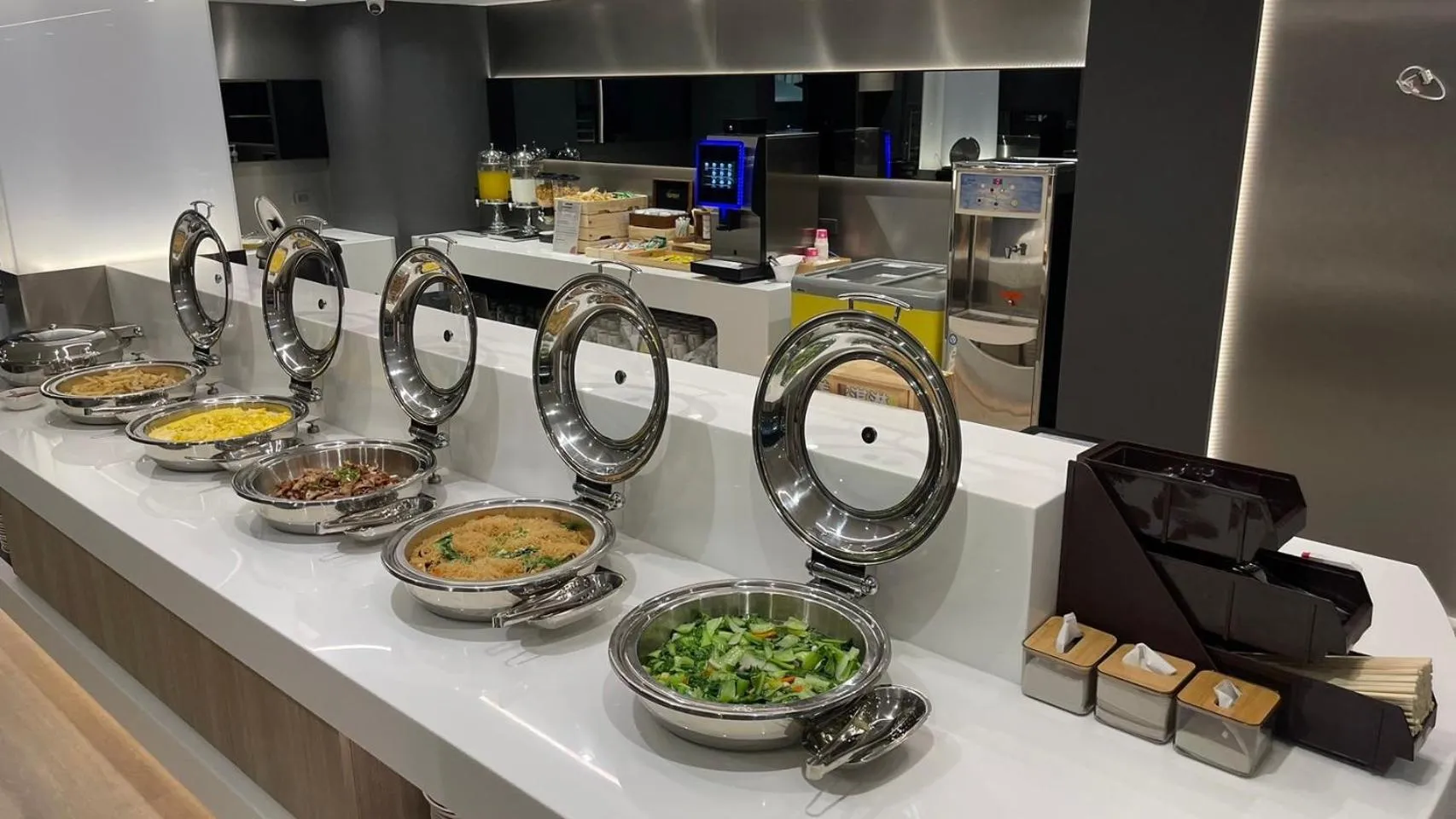 Restaurant/places to eat in Hub Hotel Kaohsiung Yisin Branch