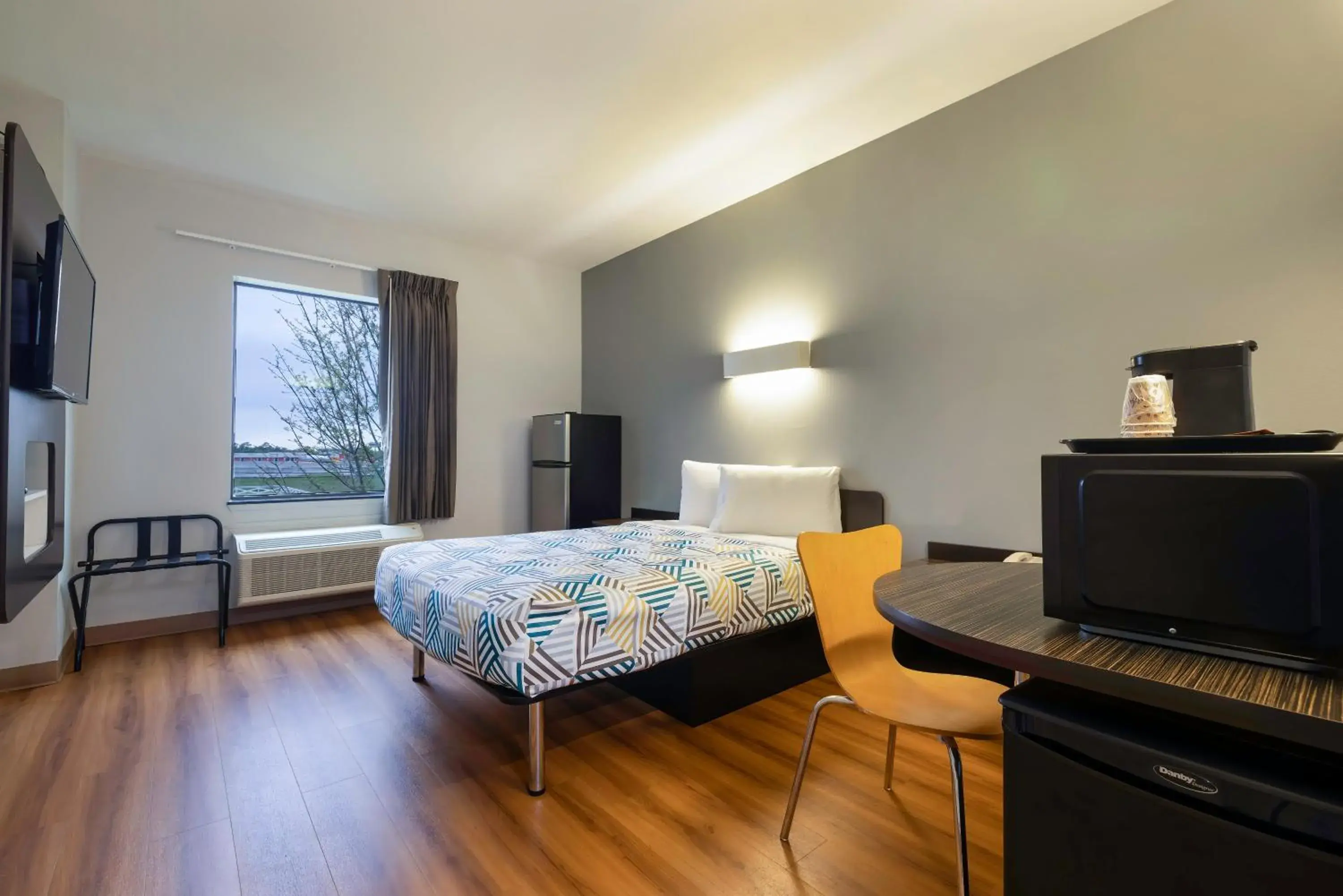 Queen Room - Disability Access - Roll in Shower in Studio 6 Suites Texas City, TX I 45 South Queen Room - Disability Access - Roll in Shower in Studio 6 Suites Texas City, TX I 45 South