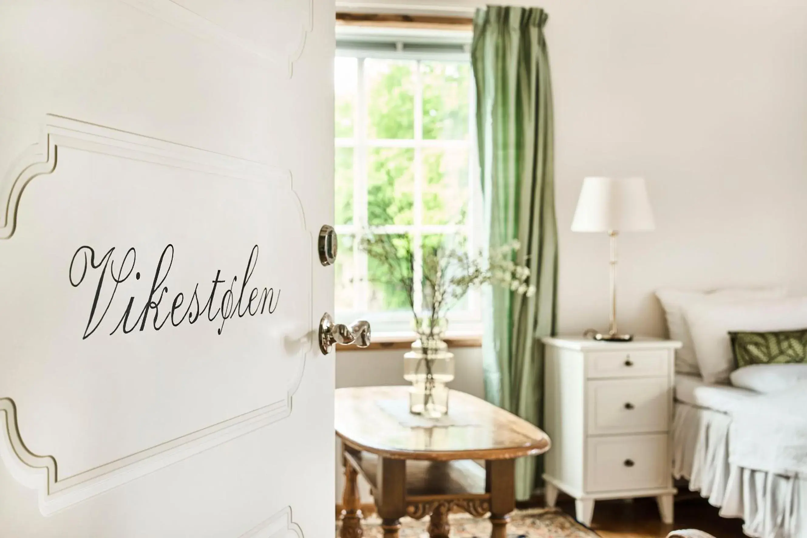 Standard Twin Room in Bekkjarvik Gjestgiveri Standard Twin Room in Bekkjarvik Gjestgiveri