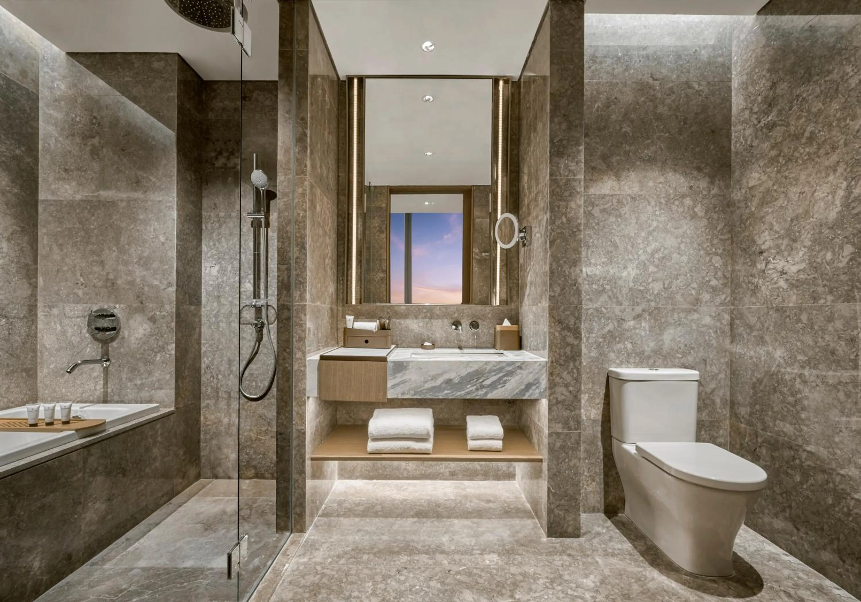 Shower in Pan Pacific Jakarta