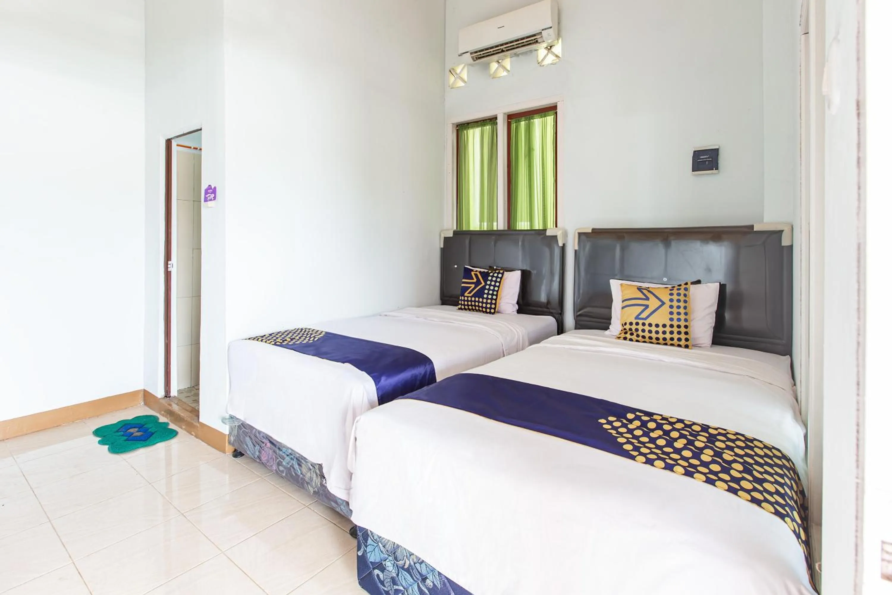 Bedroom, Bed in Hotel O Delta Bnb Residence Syariah