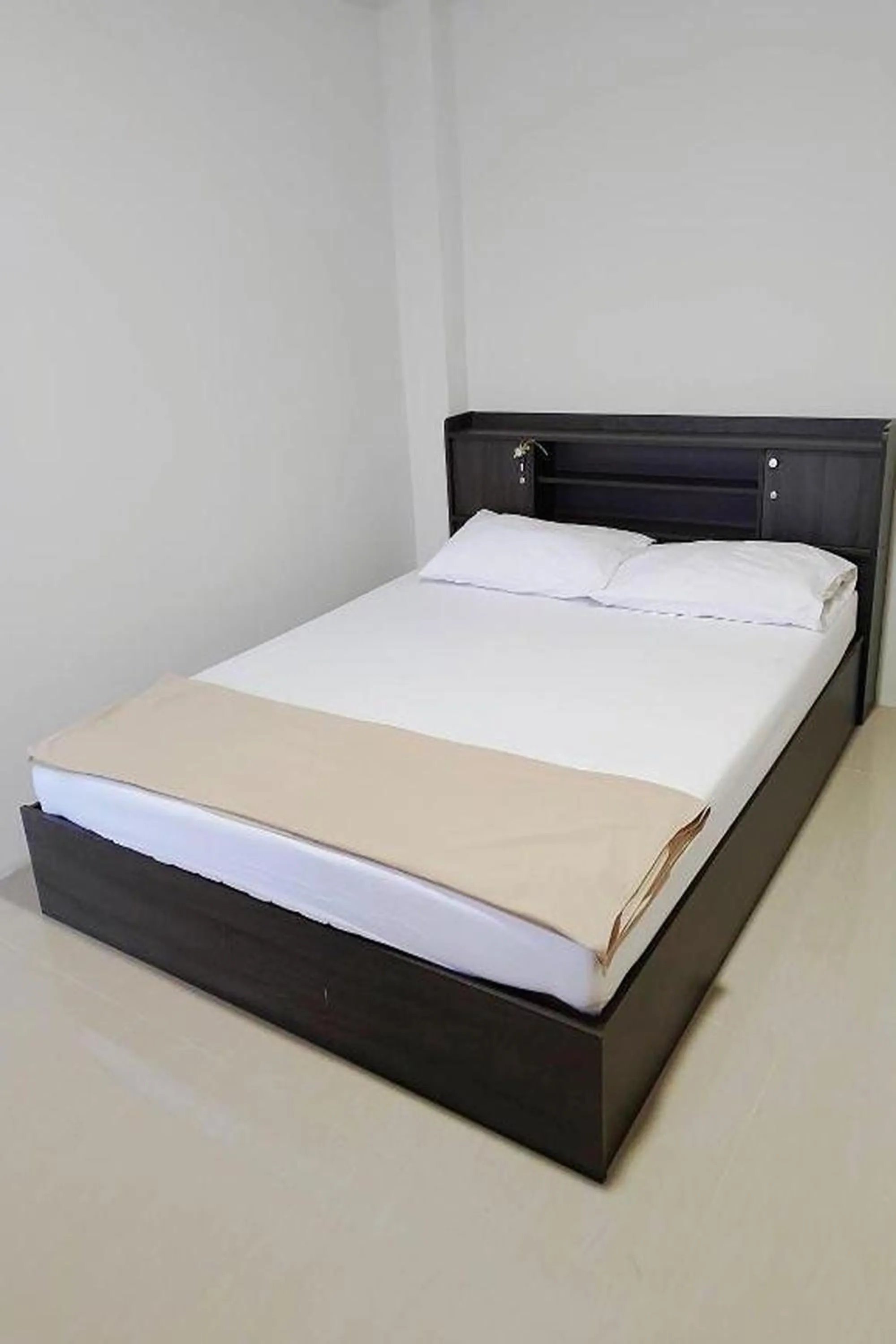 Bedroom, Bed in Na Nont Place