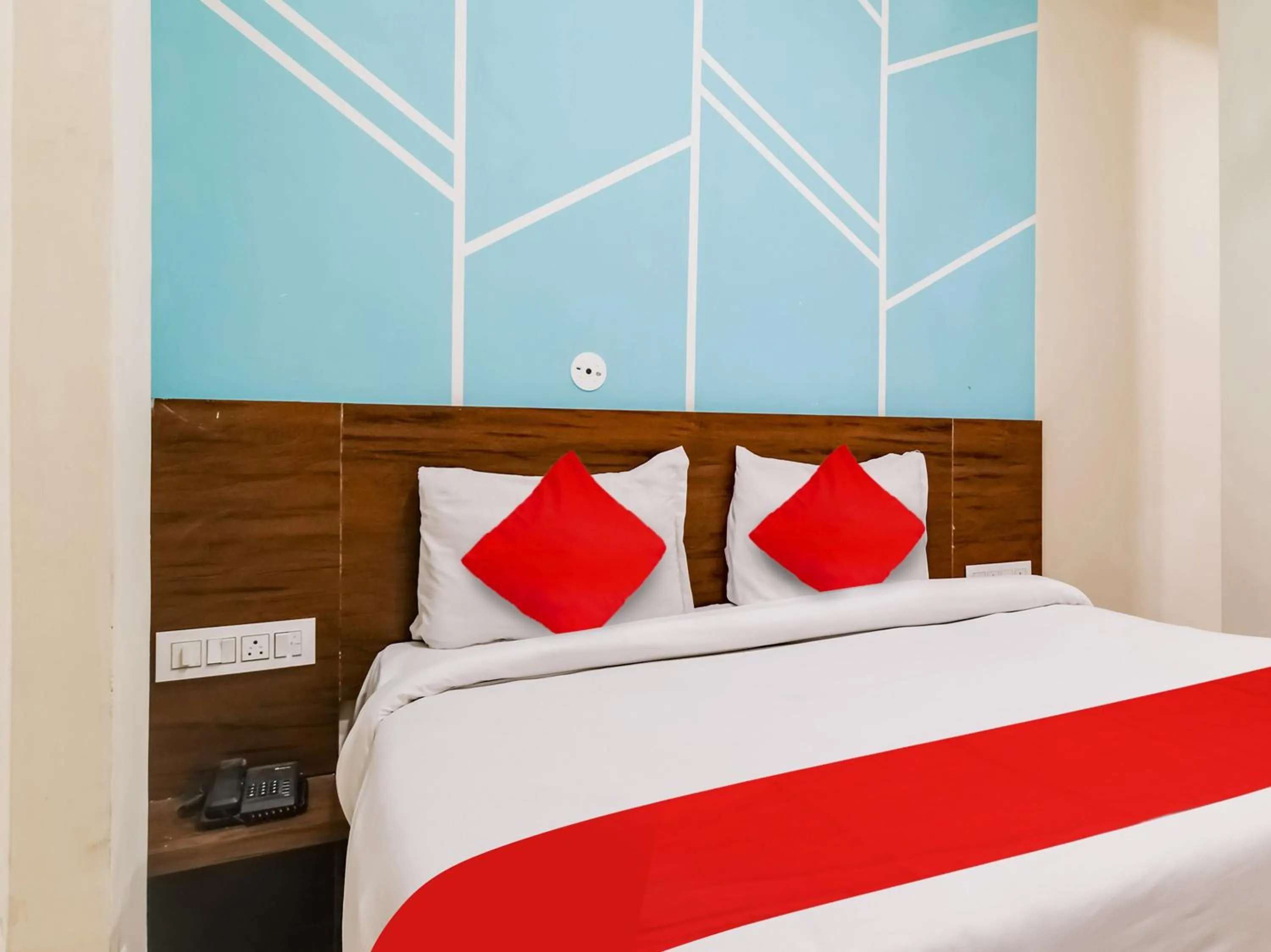 Bedroom, Bed in Hotel Shyam Villa