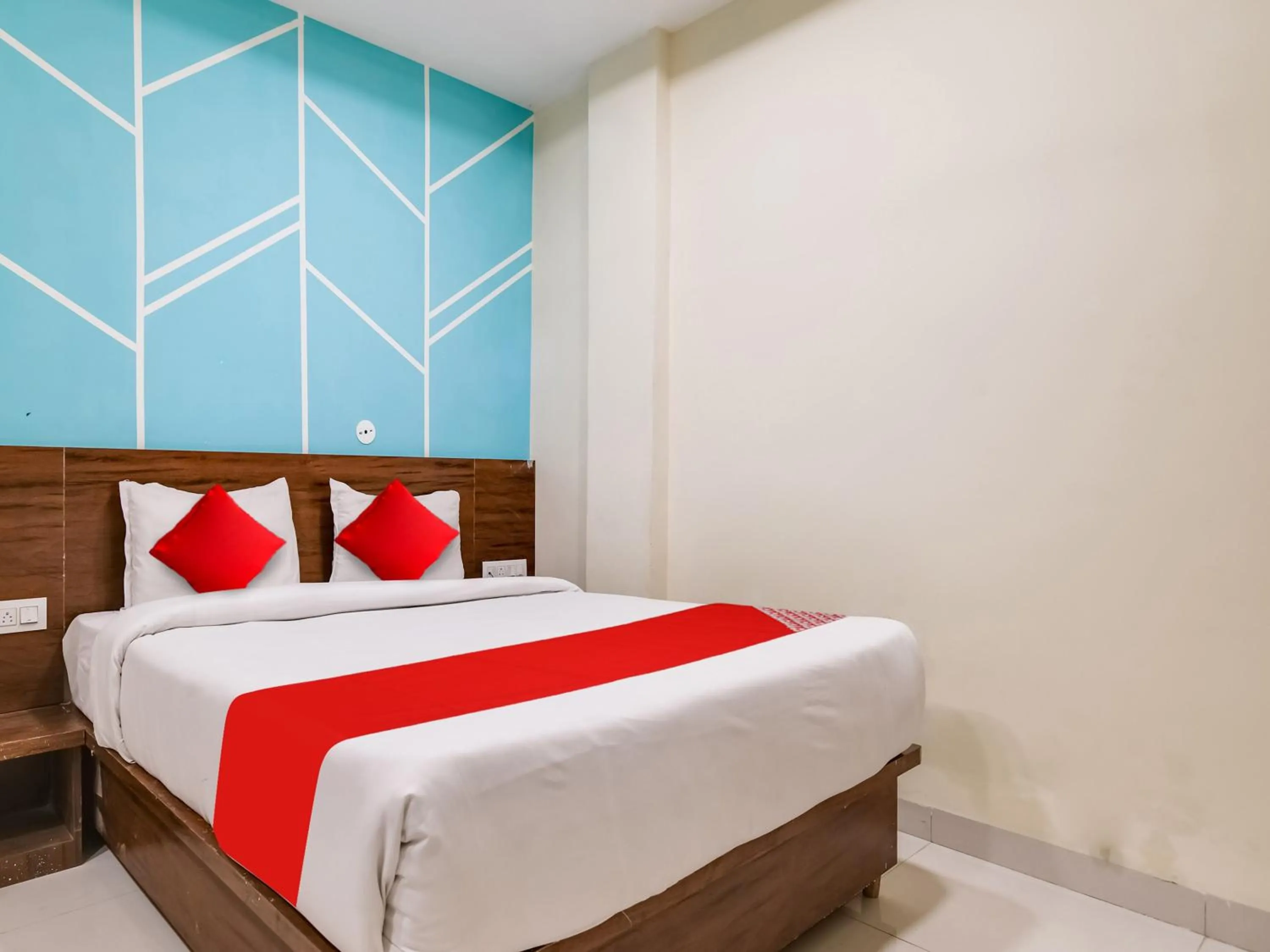 Bedroom, Bed in Hotel Shyam Villa