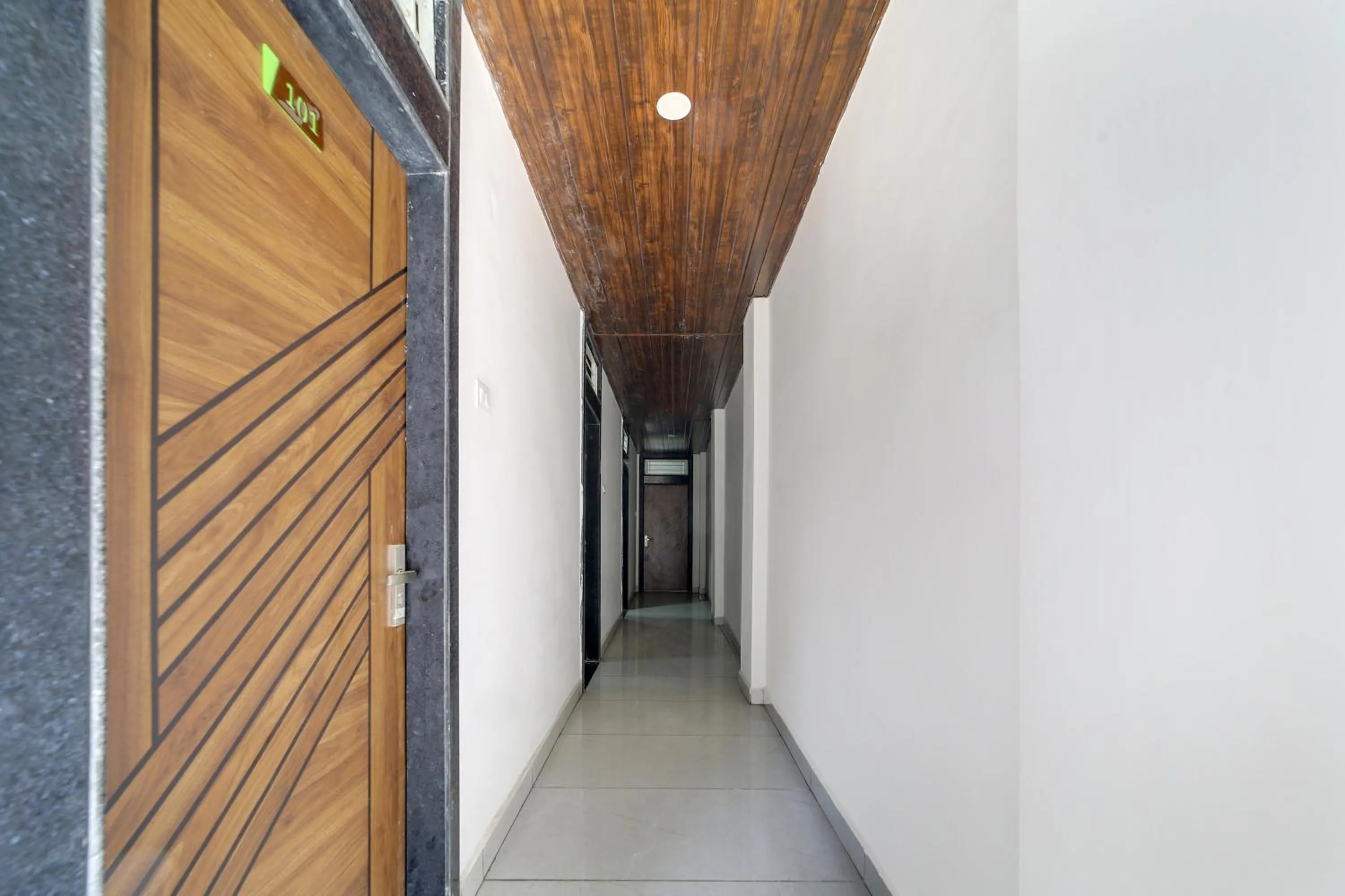 Lobby or reception in Hotel O Swastik