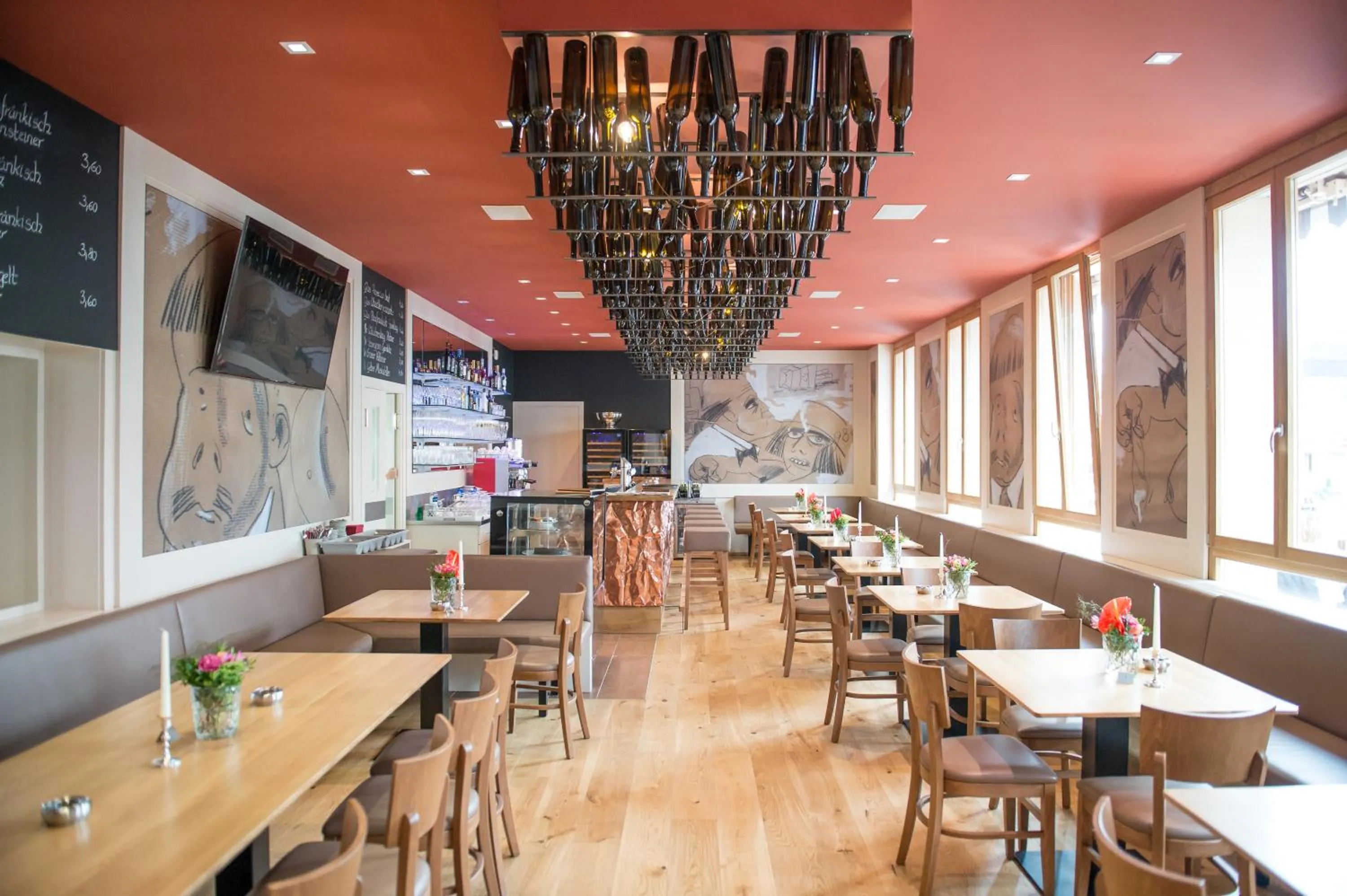 Restaurant/places to eat in Hotel Raffel