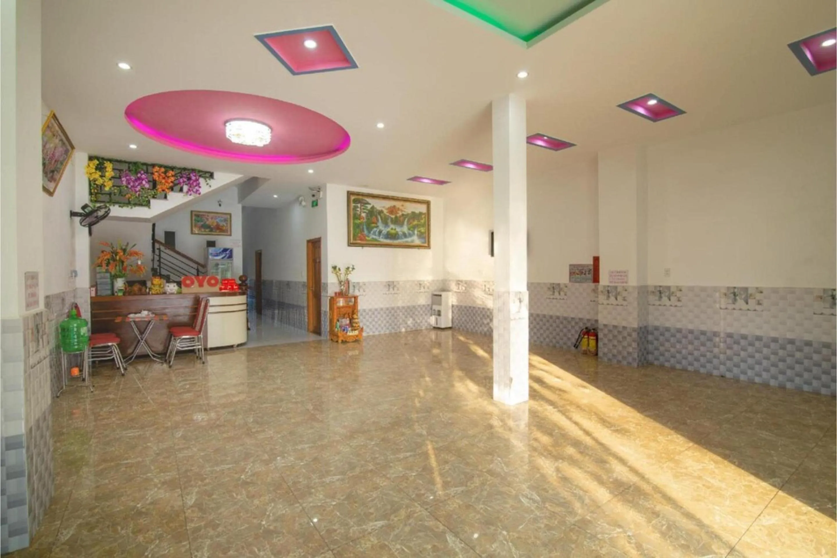 Lobby or reception in OYO 868 Viet Anh Motel
