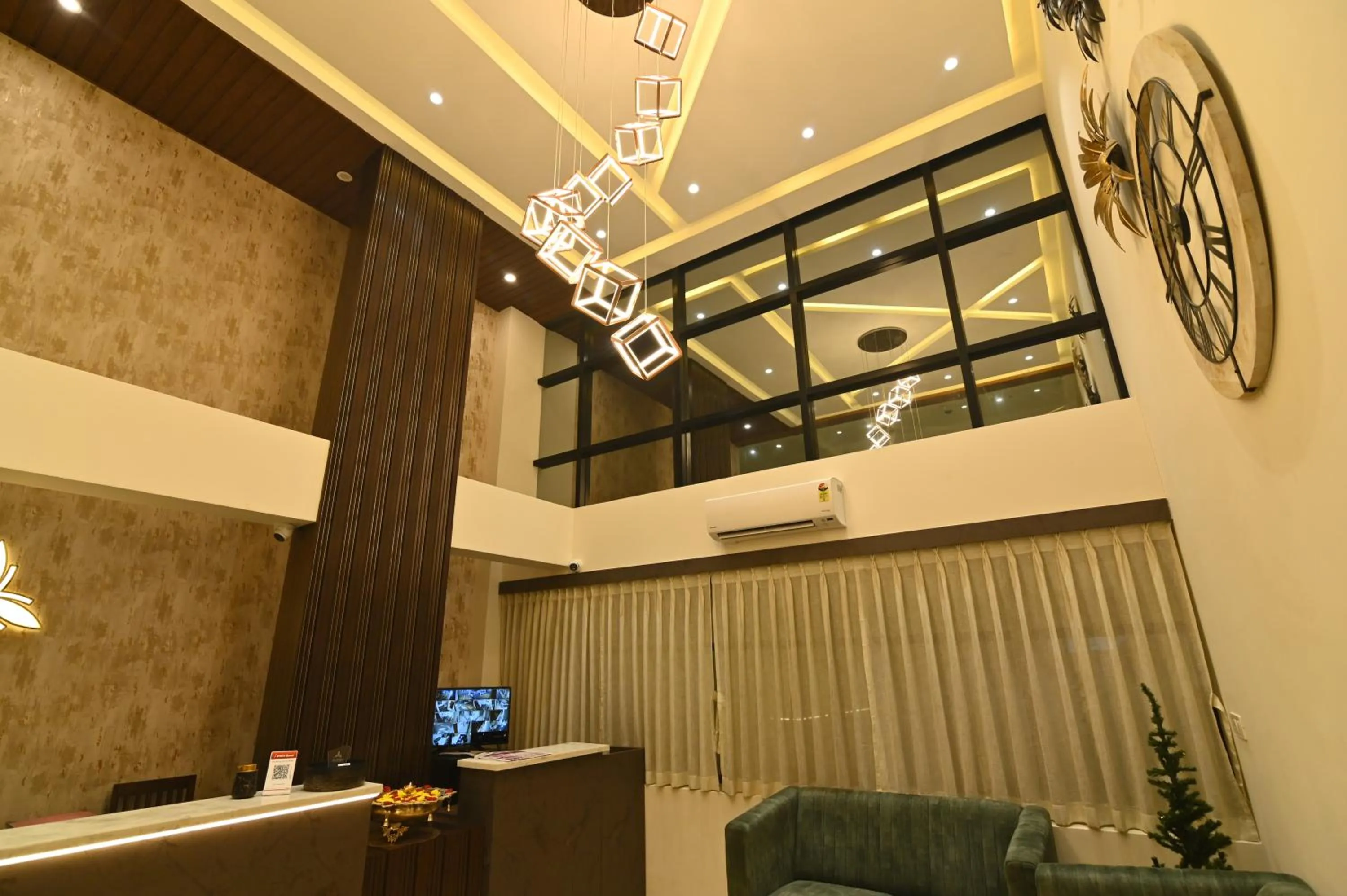 Lobby or reception in Aurelia Comforts - Deralakatte