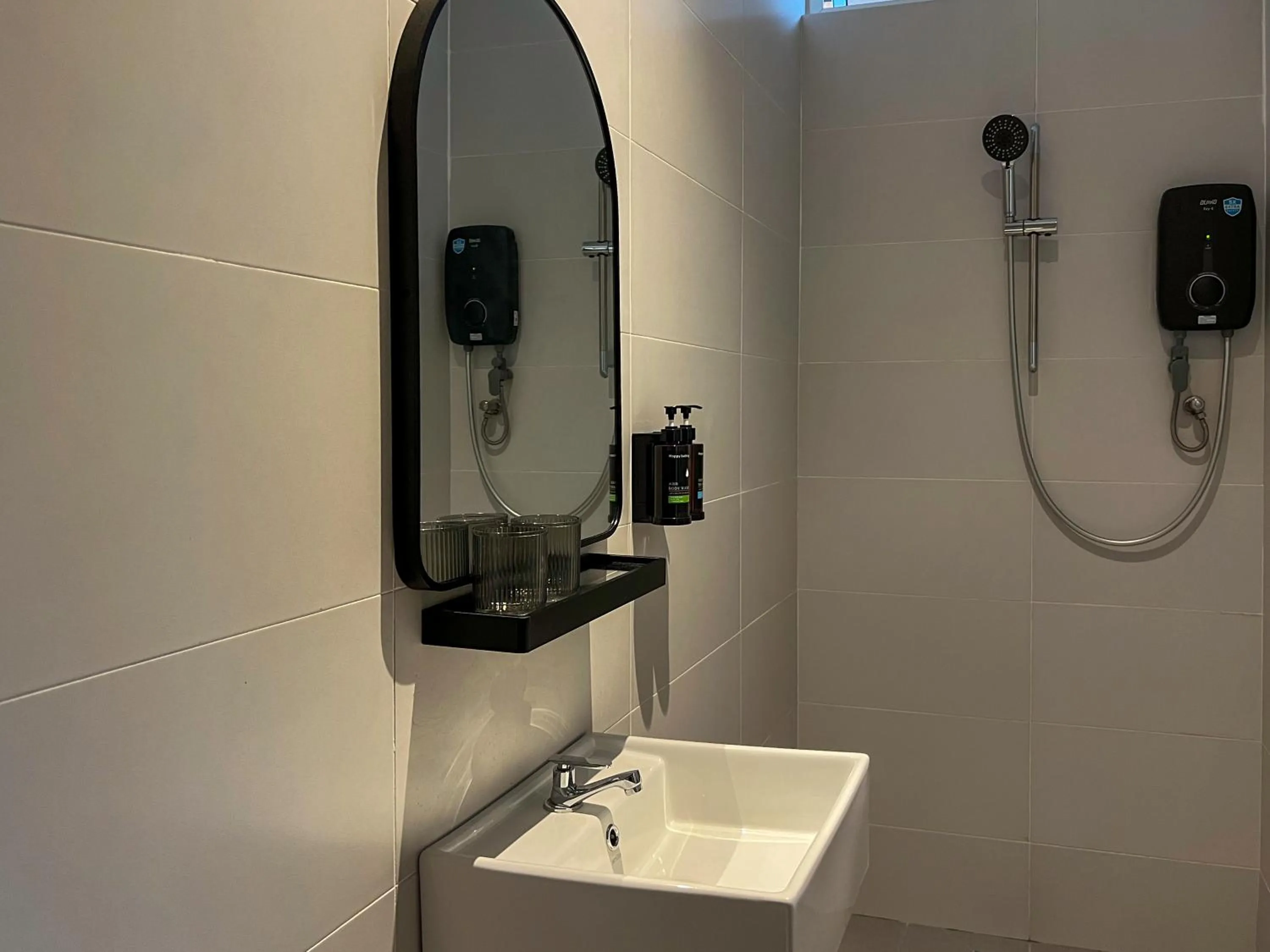 Bathroom in La Vie Hotel Juru