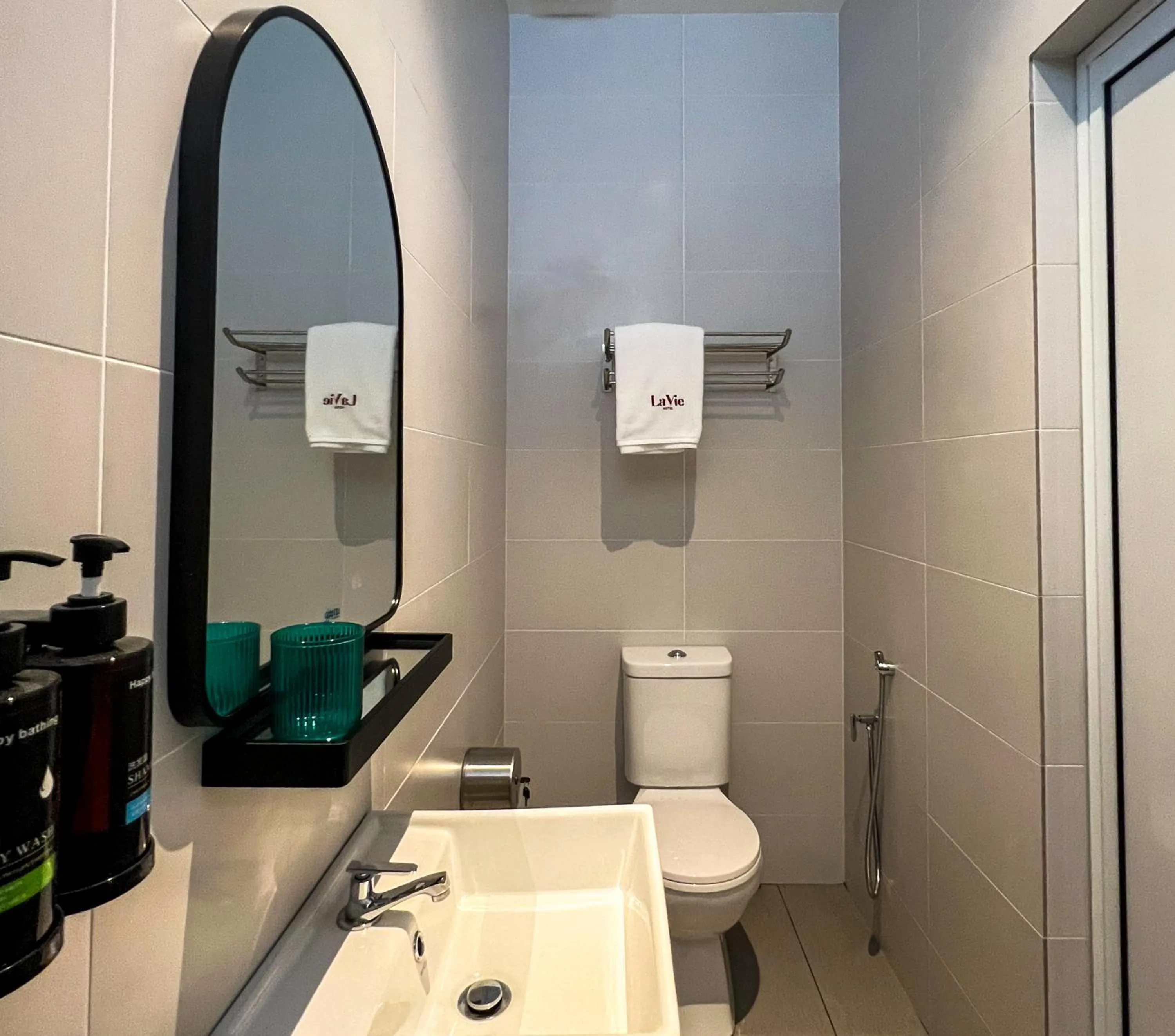 Bathroom in La Vie Hotel Juru