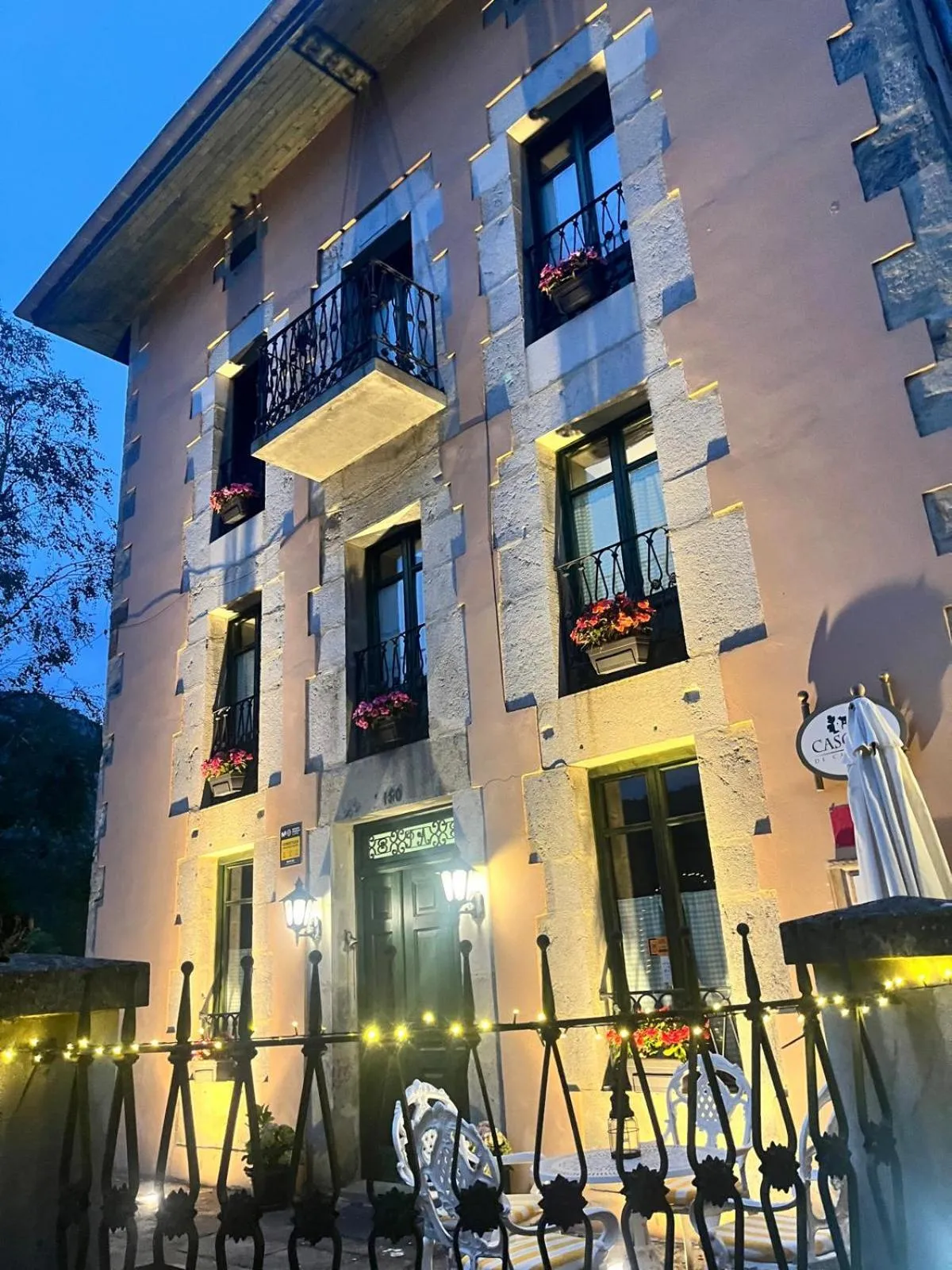 Property building in Hotel Boutique Villa de Palacios - Palacio de Aras