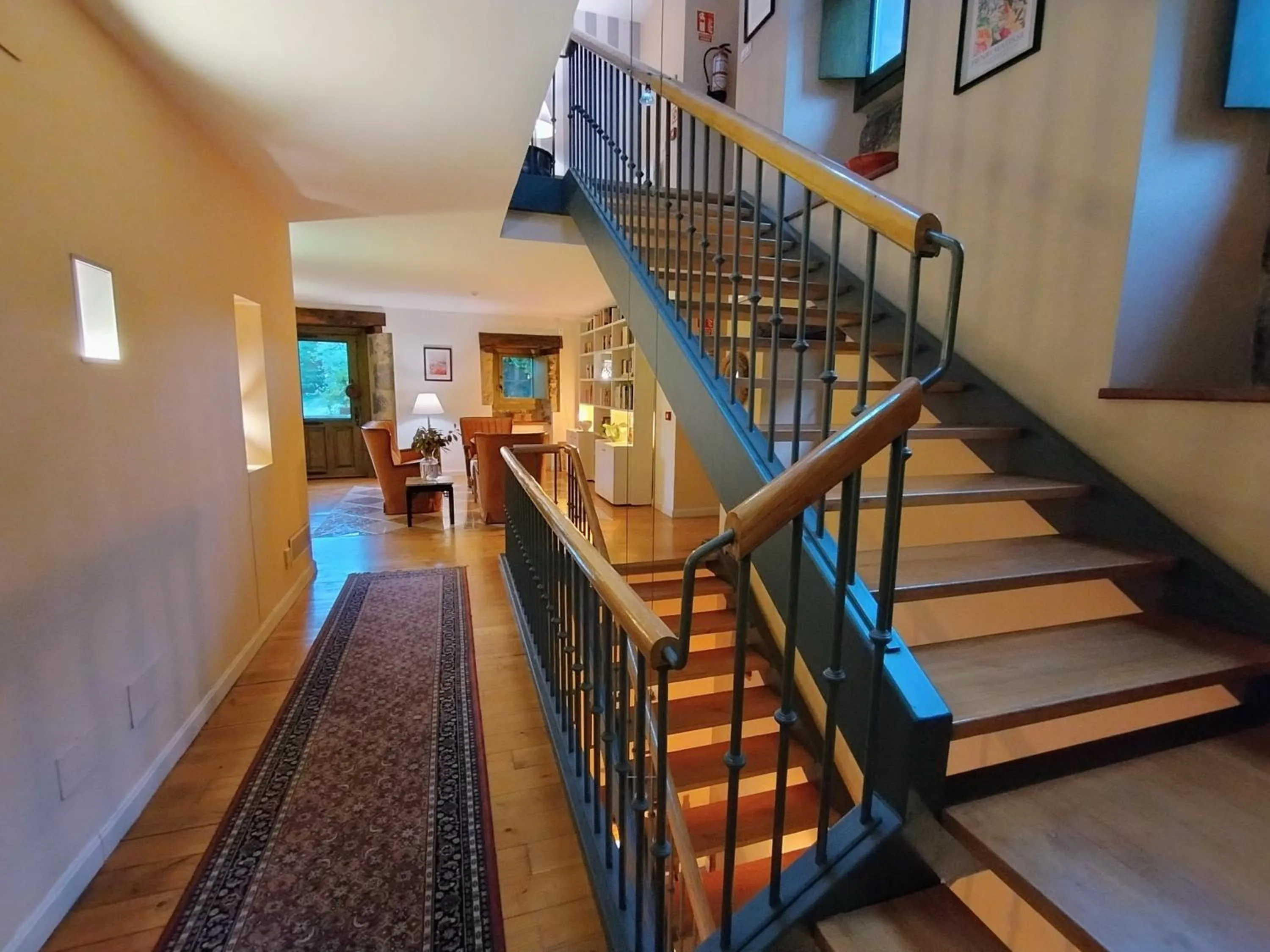 Lounge or bar in Hotel Boutique Villa de Palacios - Palacio de Aras