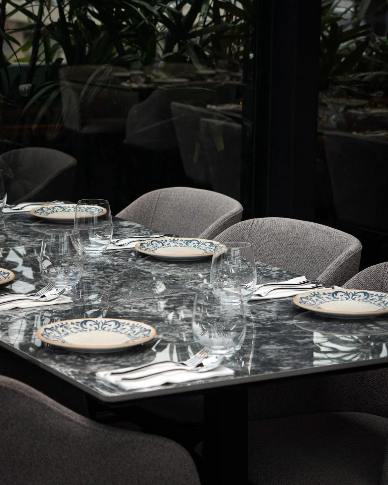 Restaurant/places to eat in B Hotel Kuala Lumpur