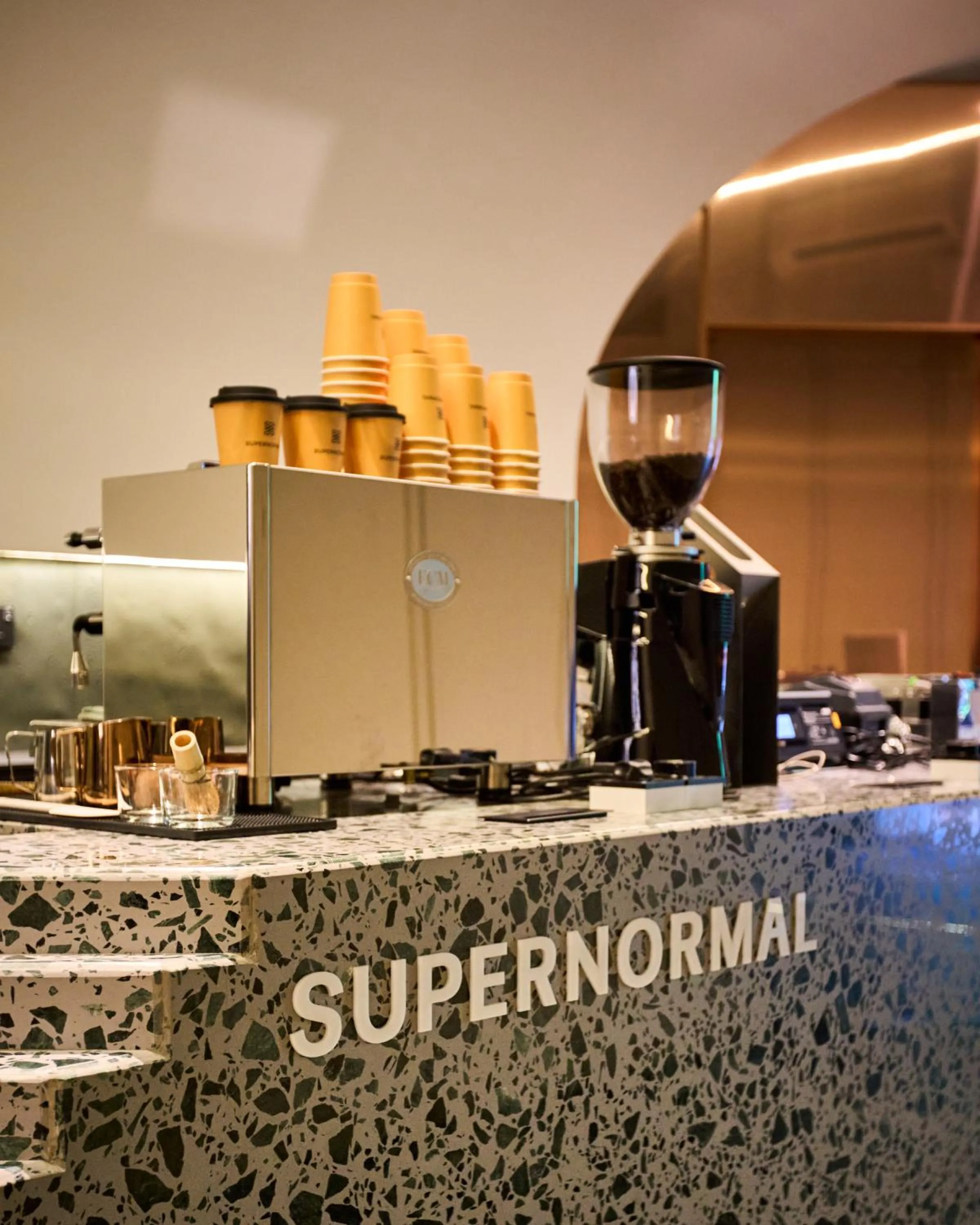 Restaurant/places to eat in B Hotel Kuala Lumpur