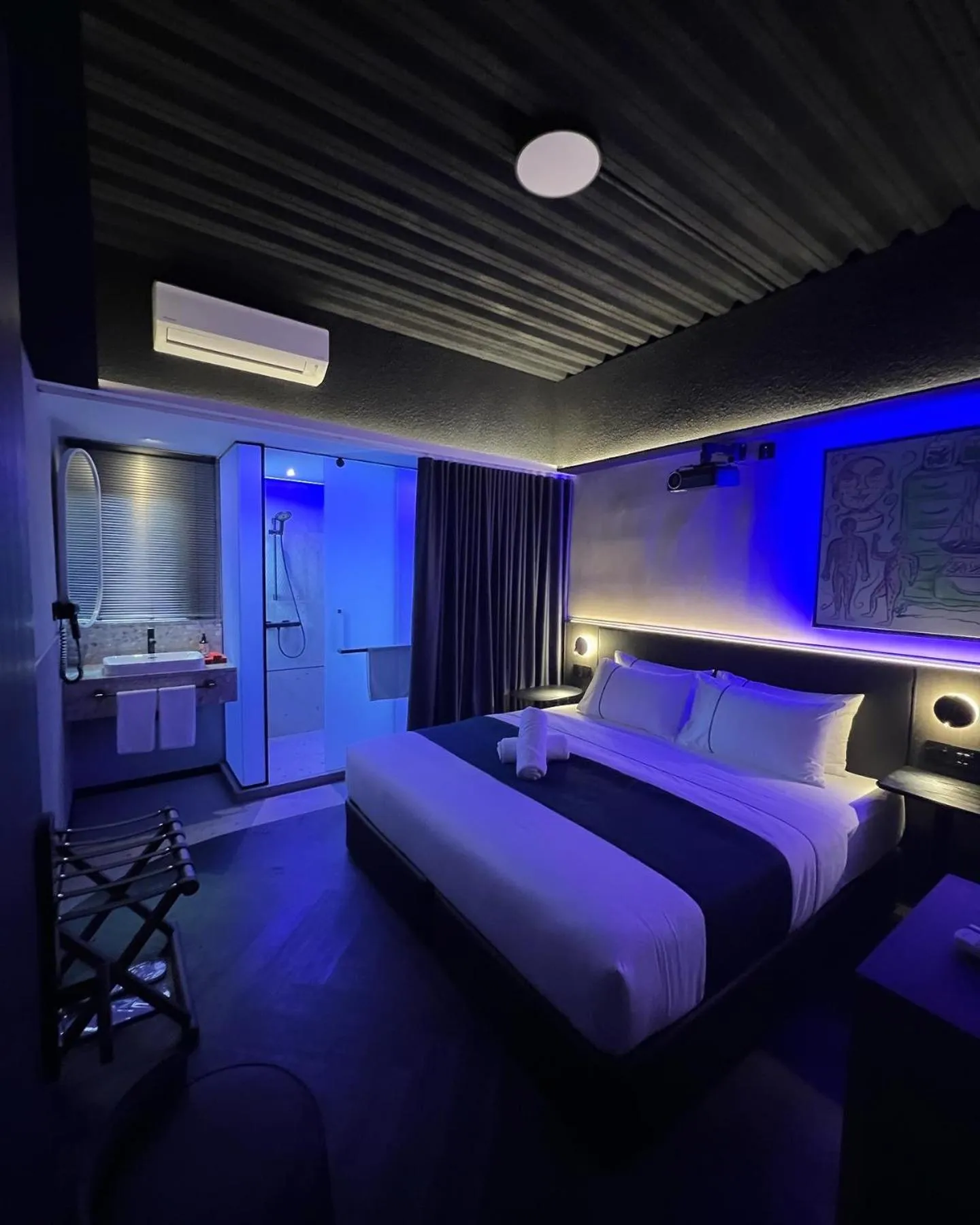 Photo of the whole room, Bed in B Hotel Kuala Lumpur