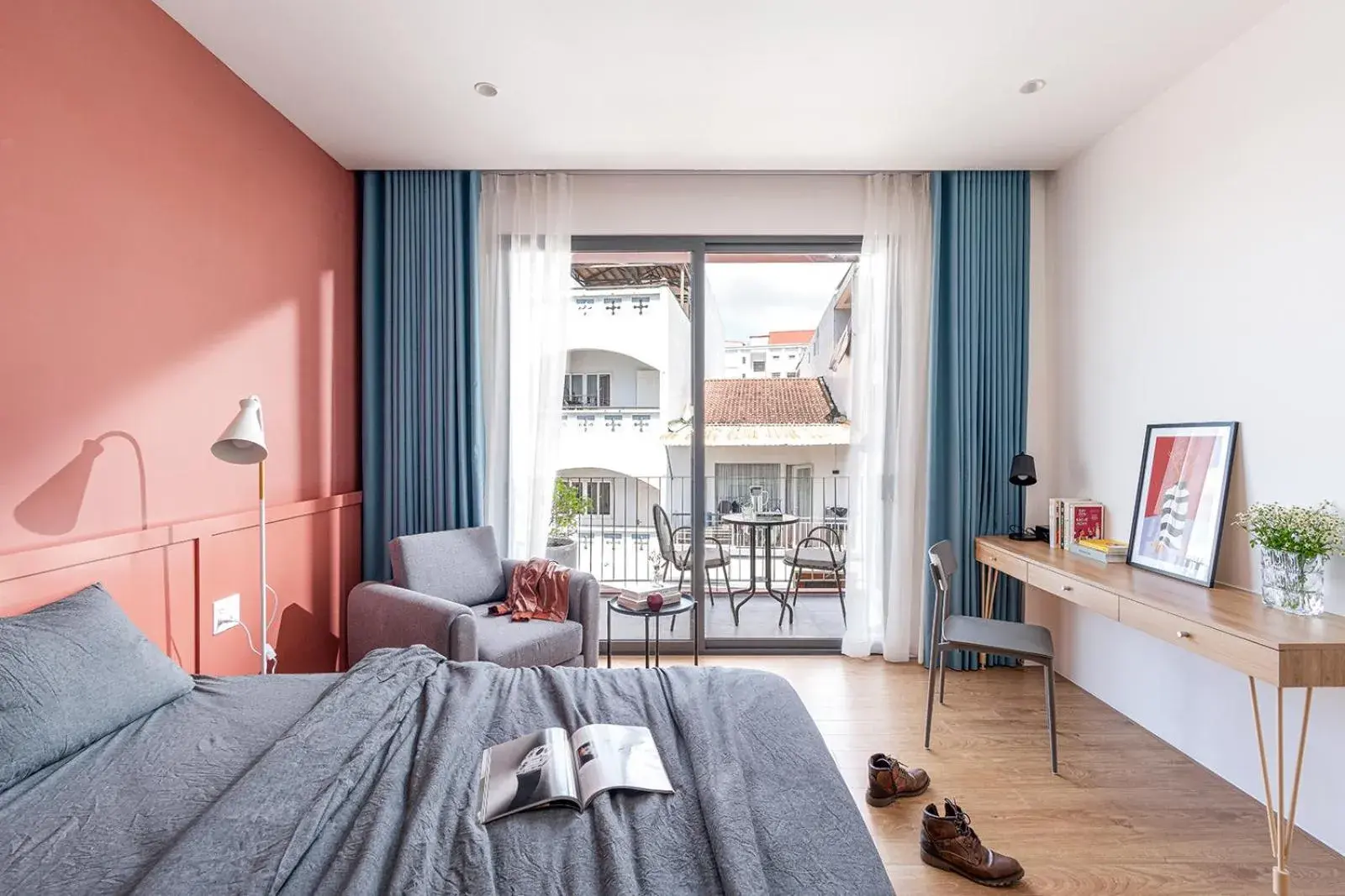 Deluxe Double Room with Balcony in M Village Living 59 Thảo Điền Deluxe Double Room with Balcony in M Village Living 59 Thảo Điền