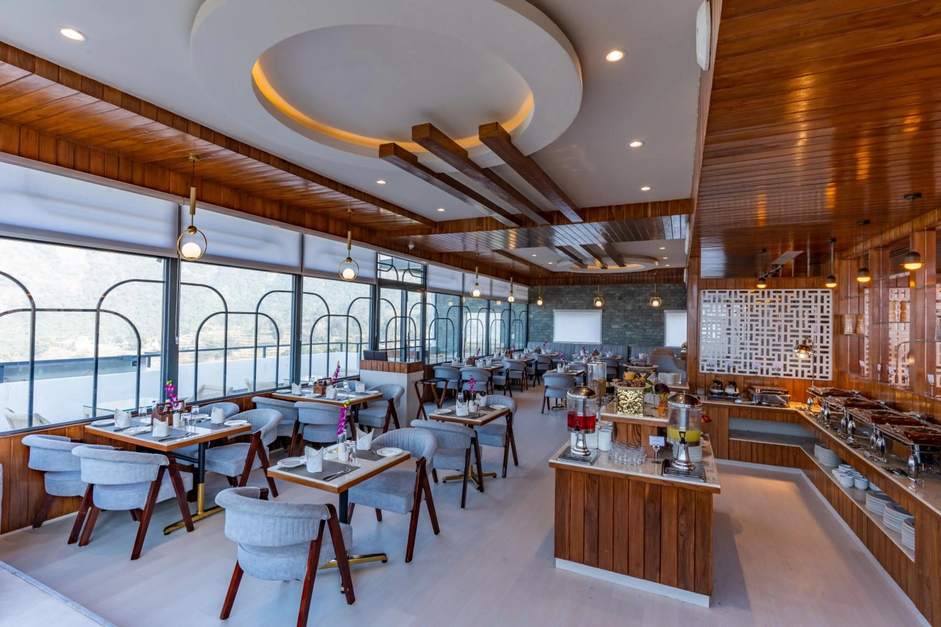 Restaurant/places to eat in Regenta Place Panchkula Morni Hills