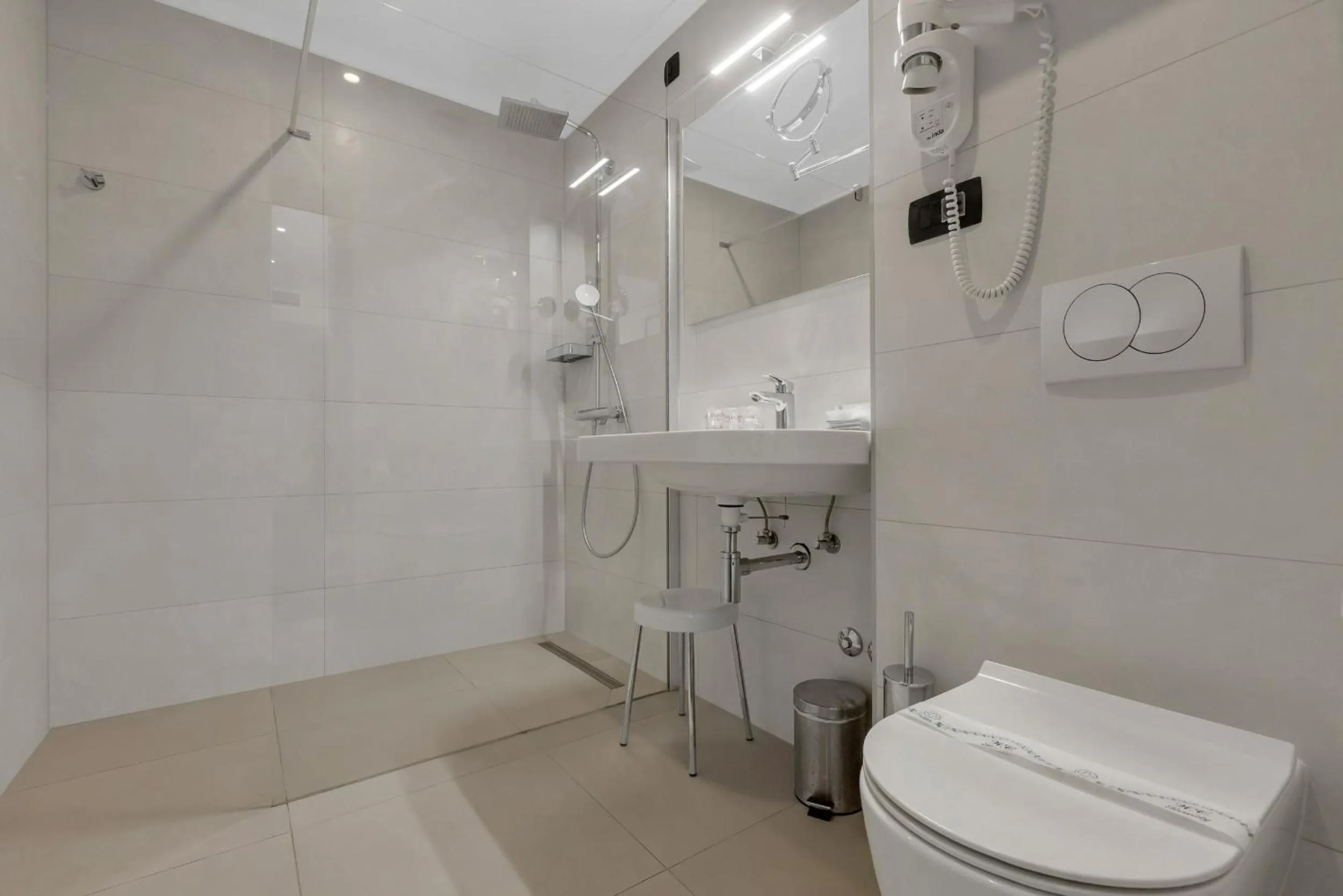 Bathroom in Hotel Marconi