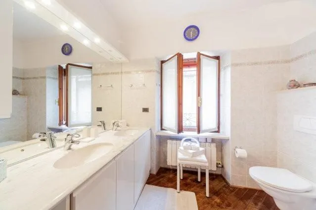 Bathroom in B&B Mela