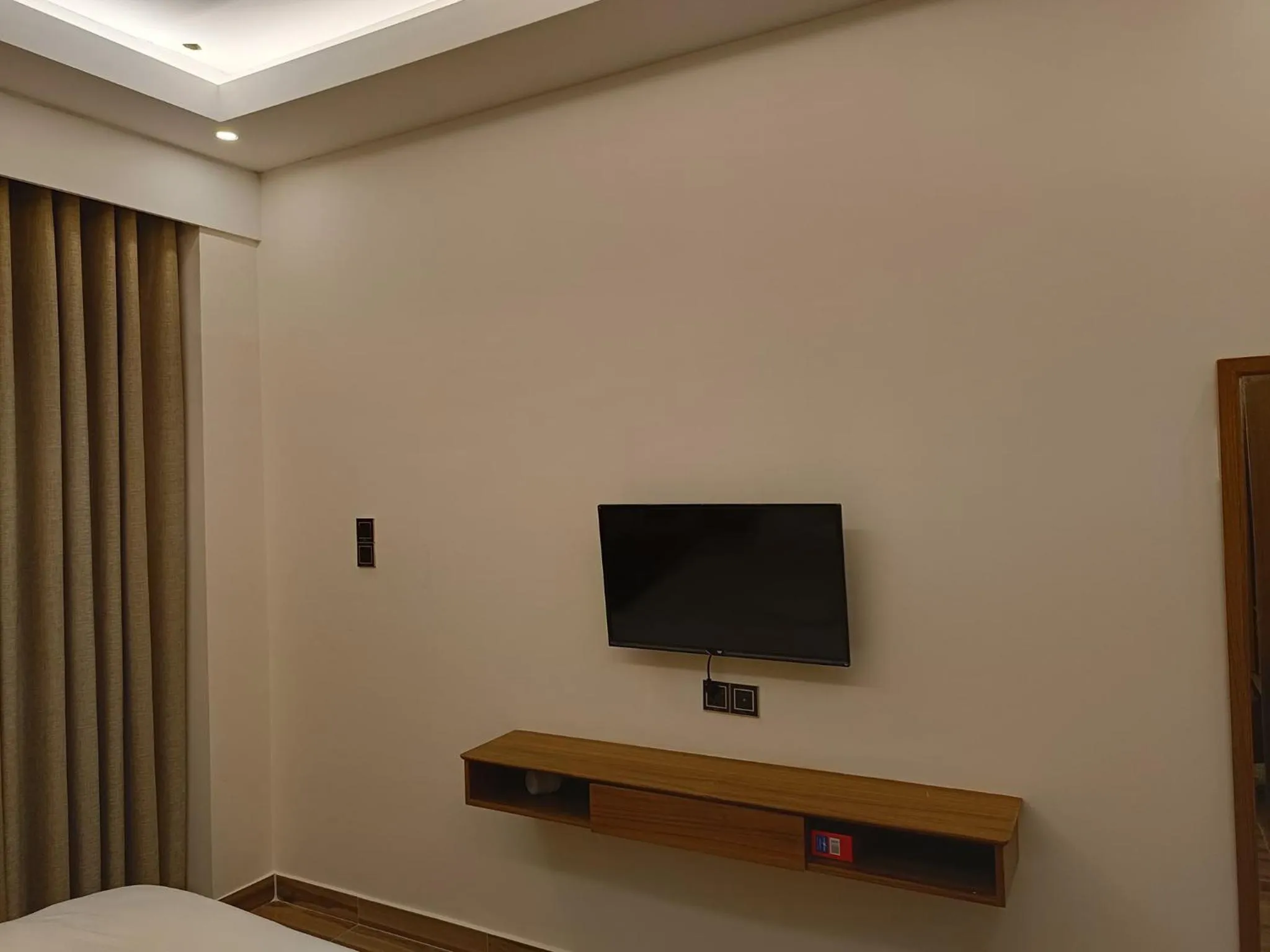 Communal lounge/ TV room in Dreamers Paradise