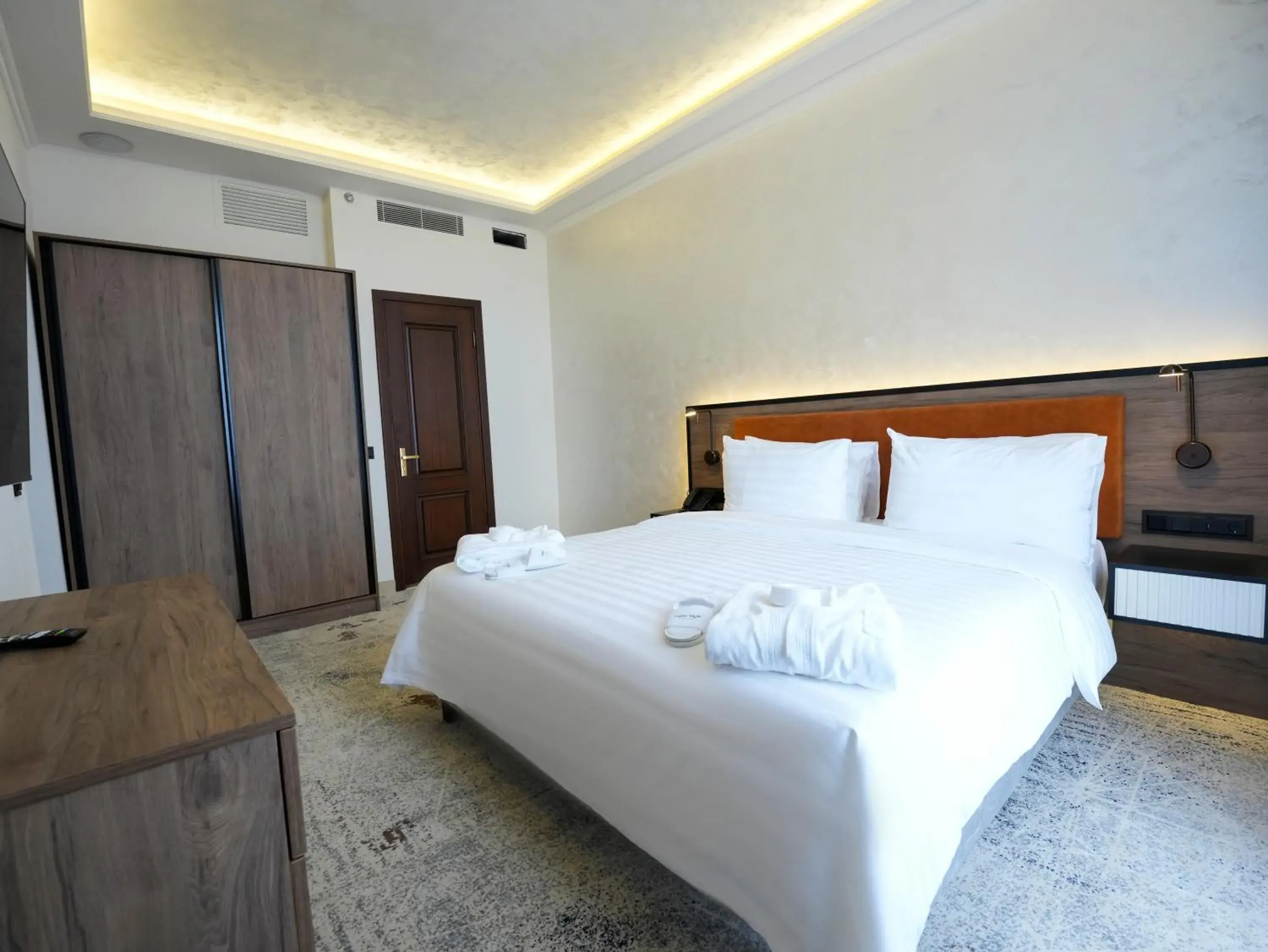 Suite with Spa Bath in Eighty Eight Deluxe Hotel & Spa Suite with Spa Bath in Eighty Eight Deluxe Hotel & Spa