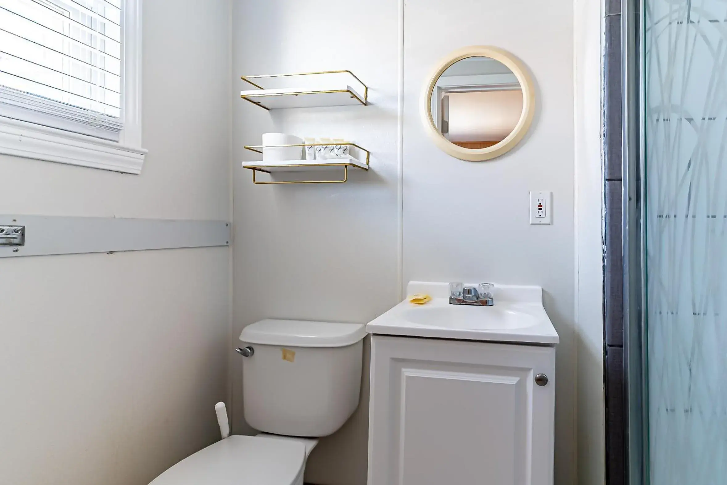 Quadruple Room with Private Bathroom in Boardwalk Sand & Surf Beach Hotel Oceanfront Quadruple Room with Private Bathroom in Boardwalk Sand & Surf Beach Hotel Oceanfront