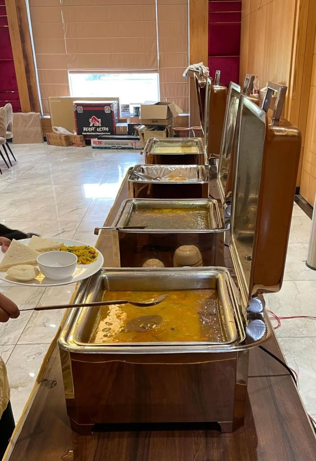 Breakfast in Hotel Three Seasons