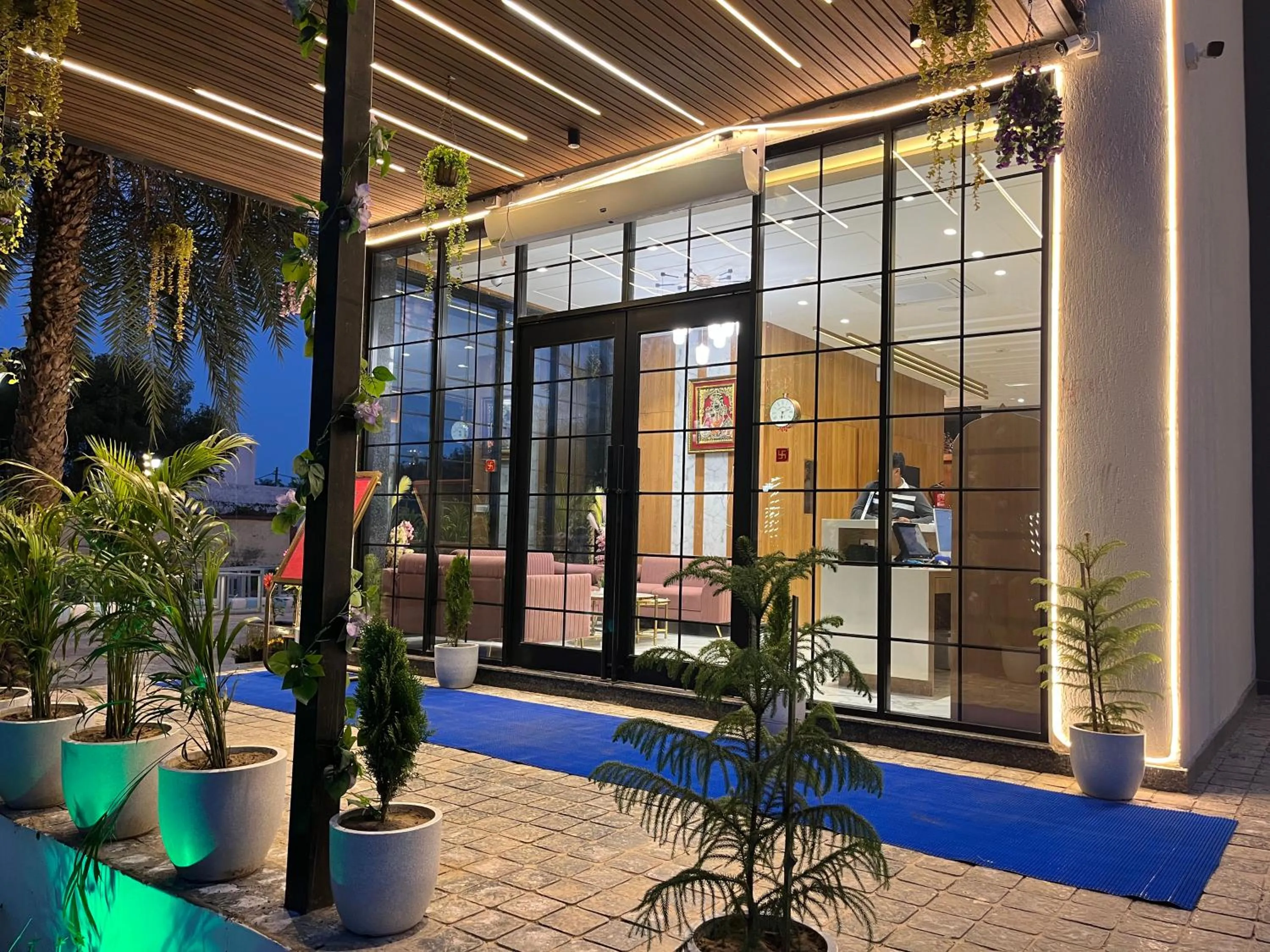 Lobby or reception in Hotel Three Seasons