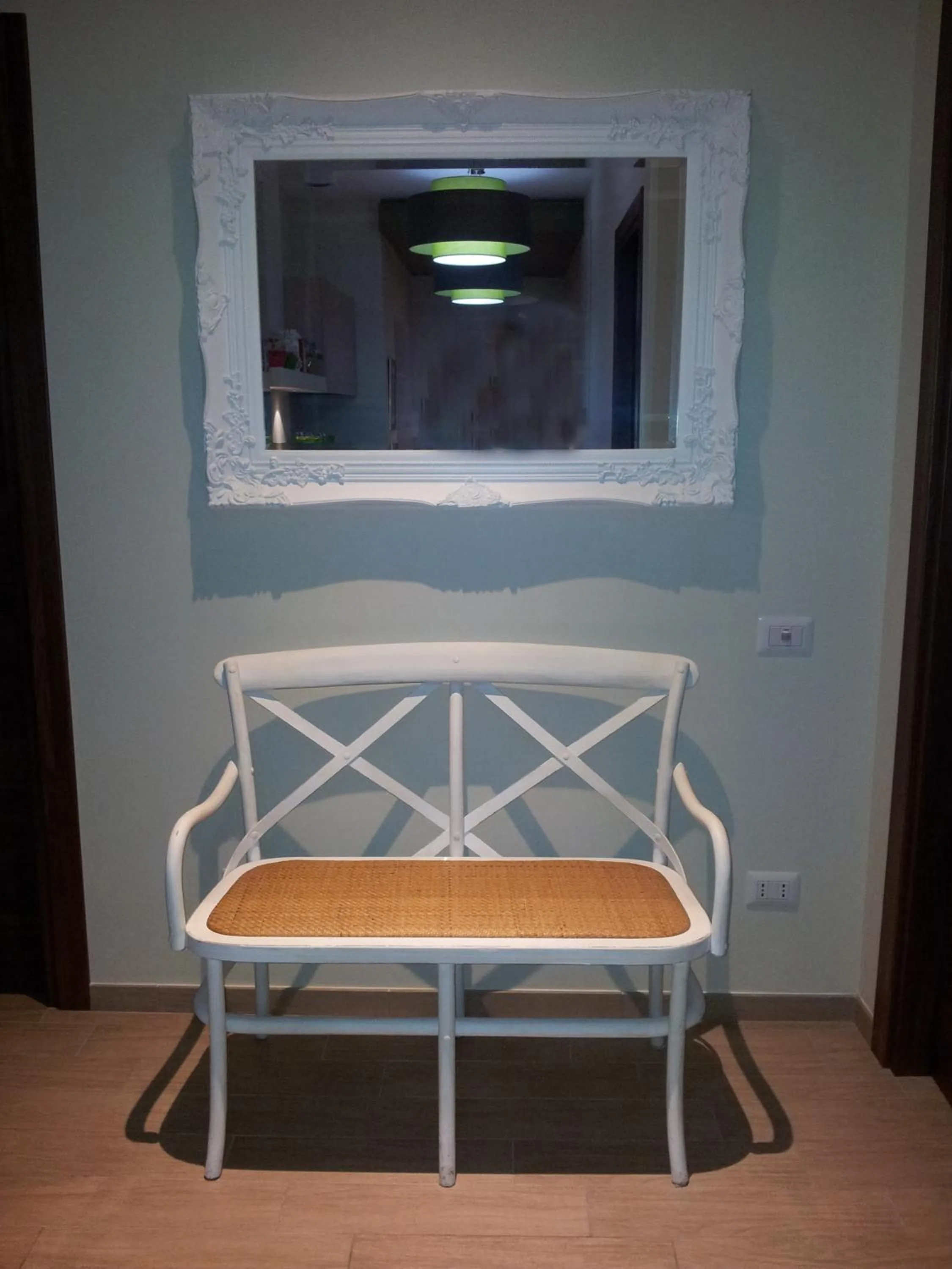 Decorative detail in Trastevere Chic