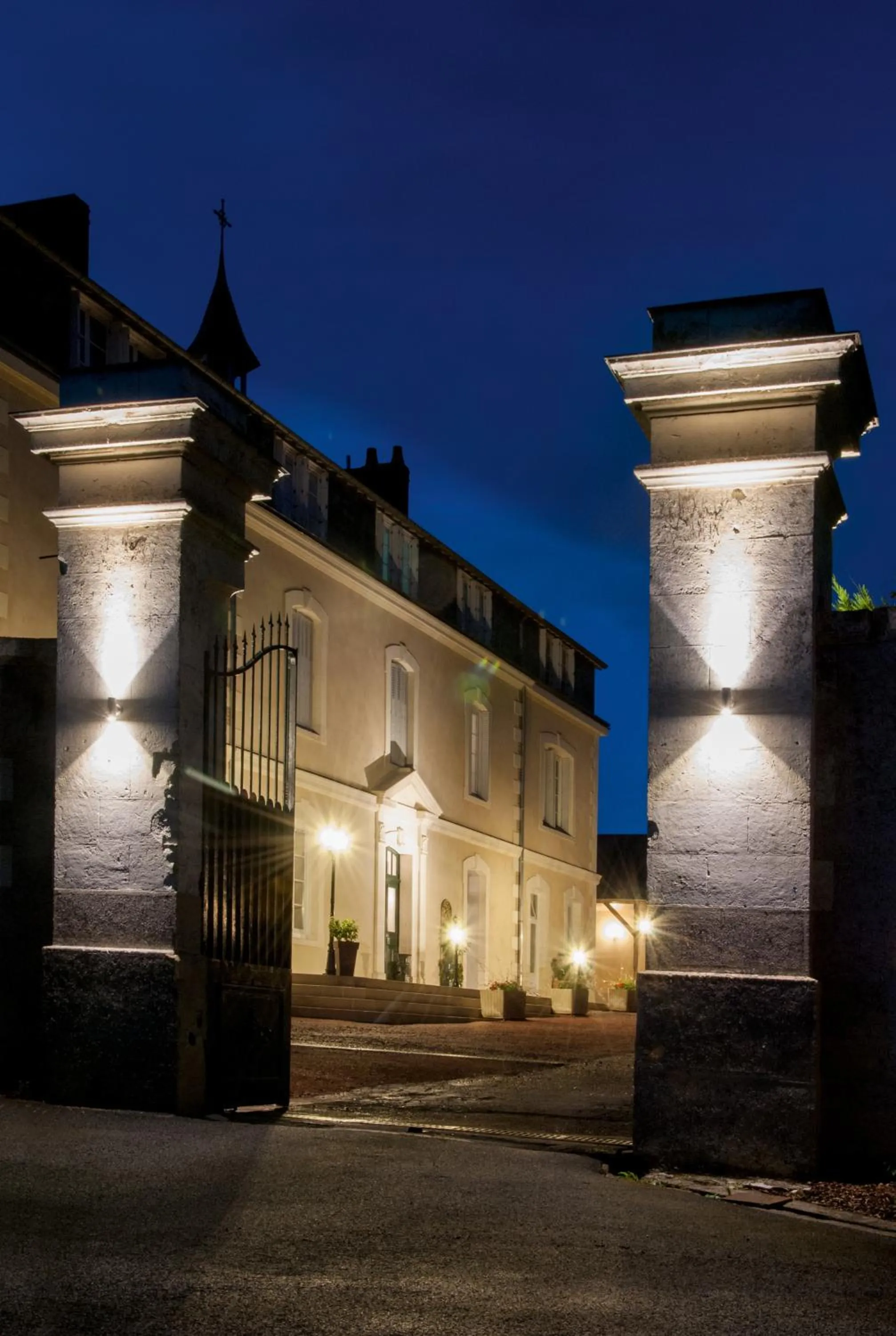 Property building in Hôtel Le Haut des Lys