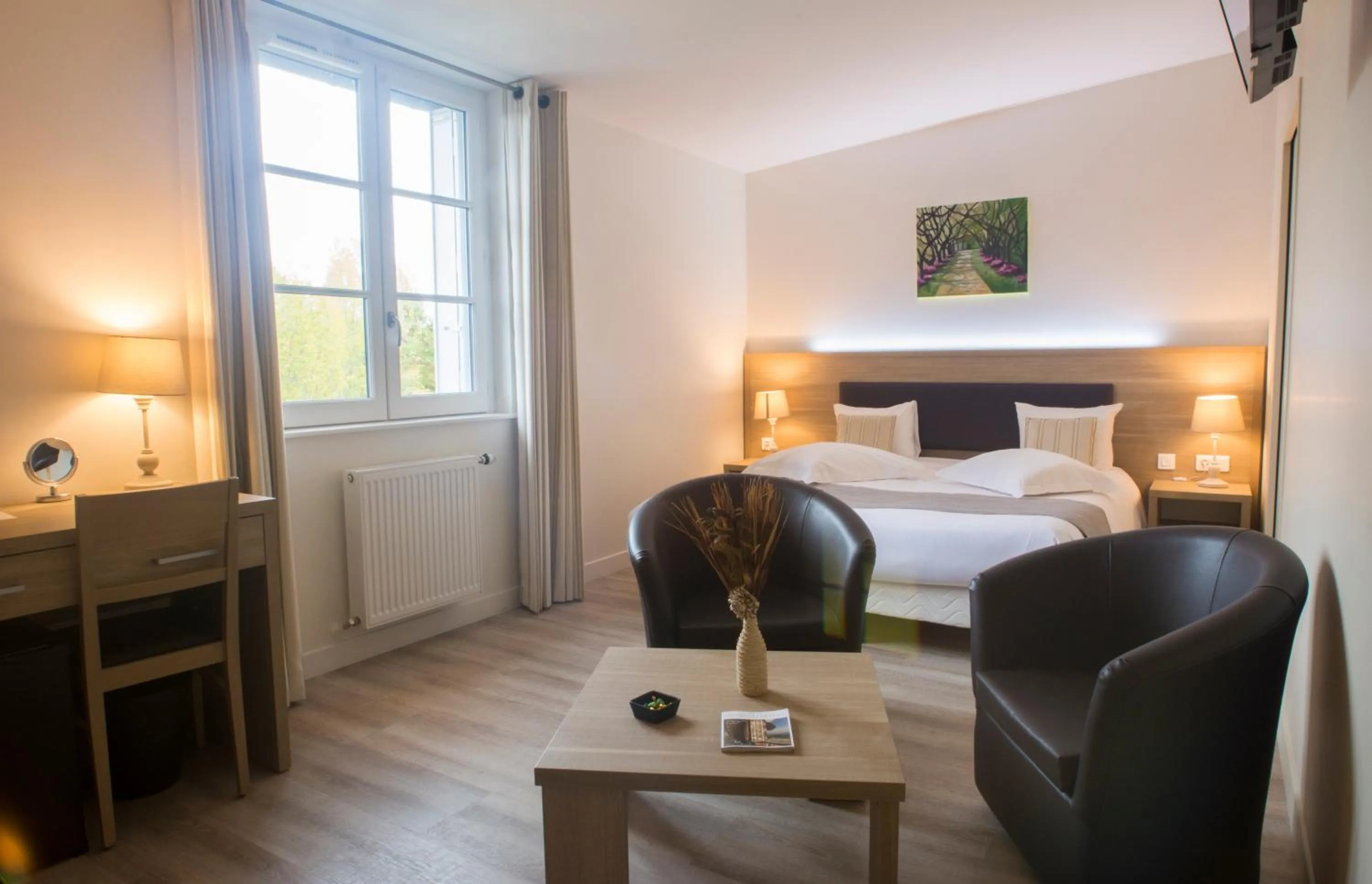 Decorative detail, Bed in Hôtel Le Haut des Lys