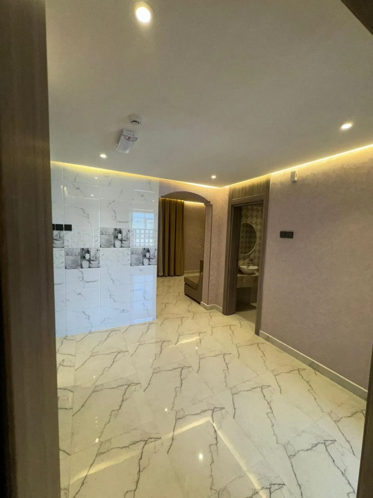 Living room in Royal Plaza Hotel