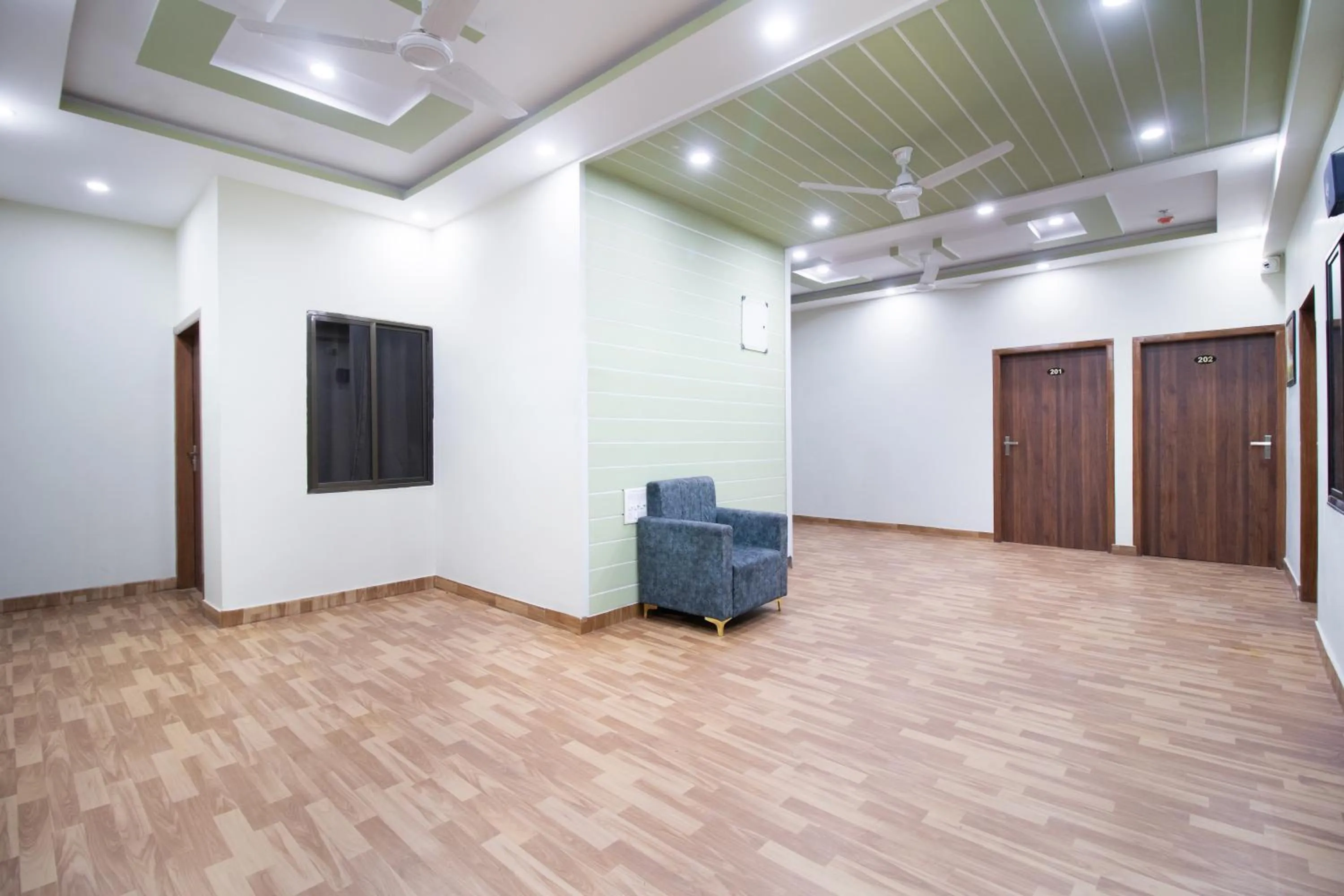 Lobby or reception in Treebo Royal Imperial, Bikaner Railway Station