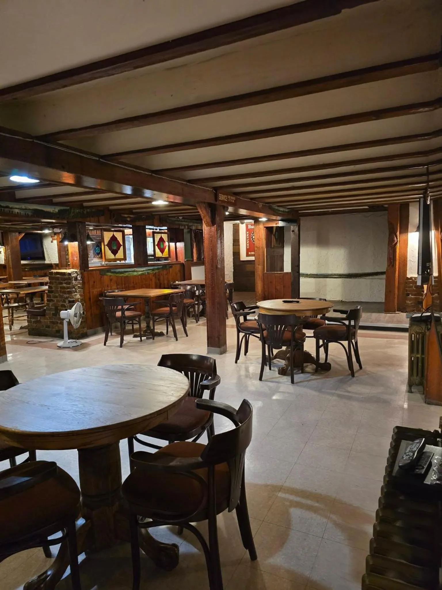 Restaurant/places to eat in Campbell River Lodge