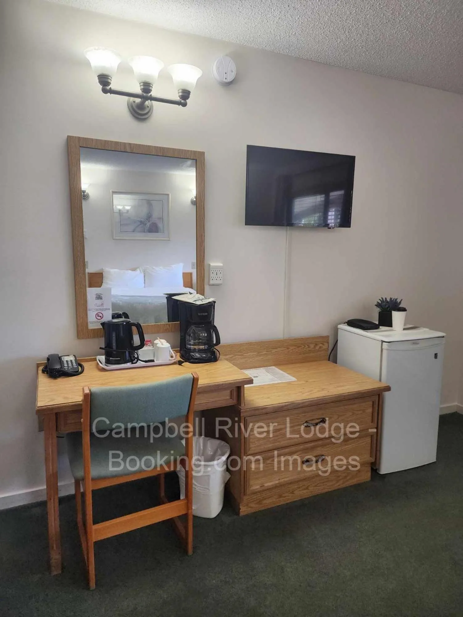 TV and multimedia in Campbell River Lodge