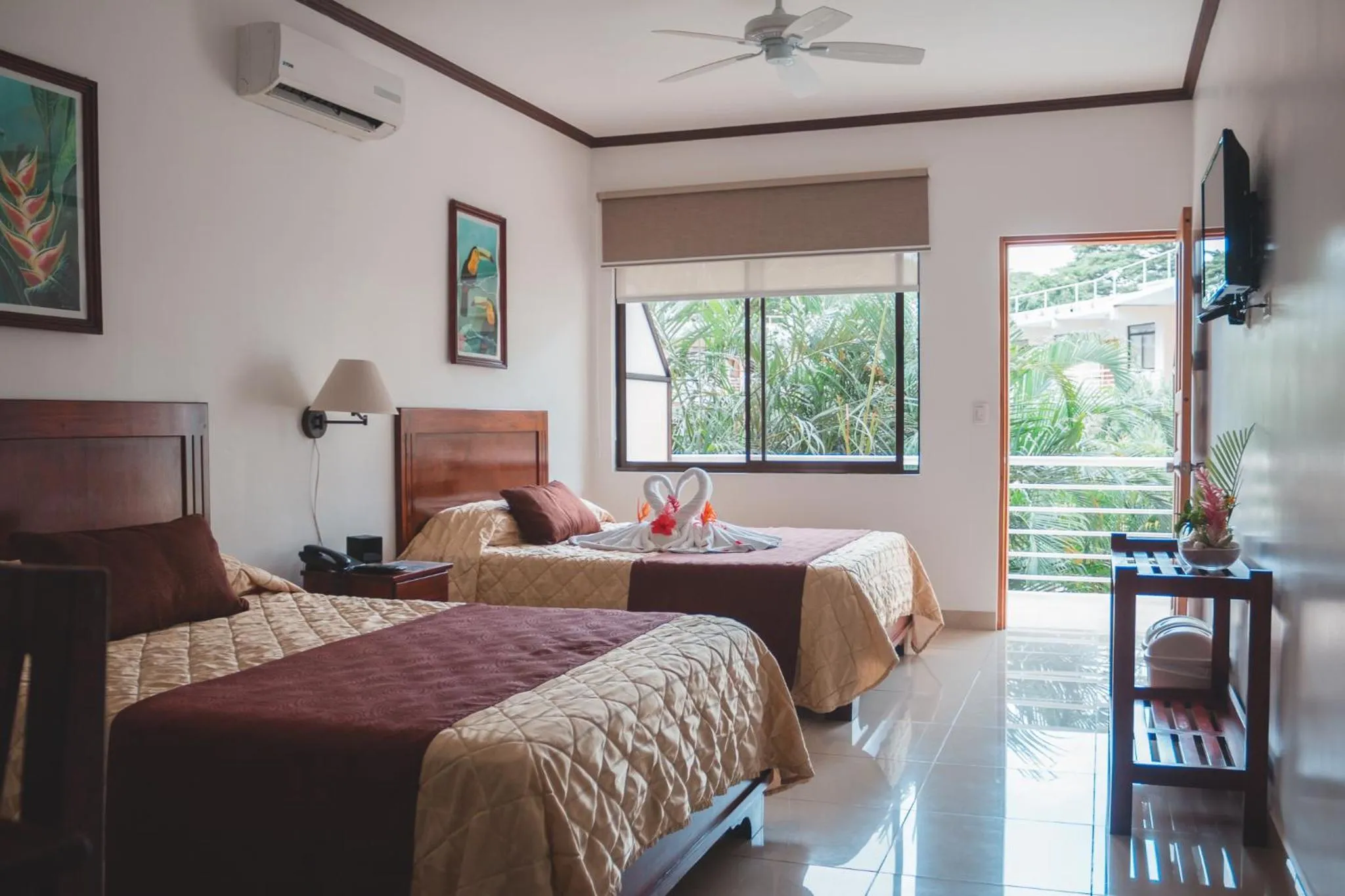 Bedroom, Bed in Hotel Arenas en Punta Leona