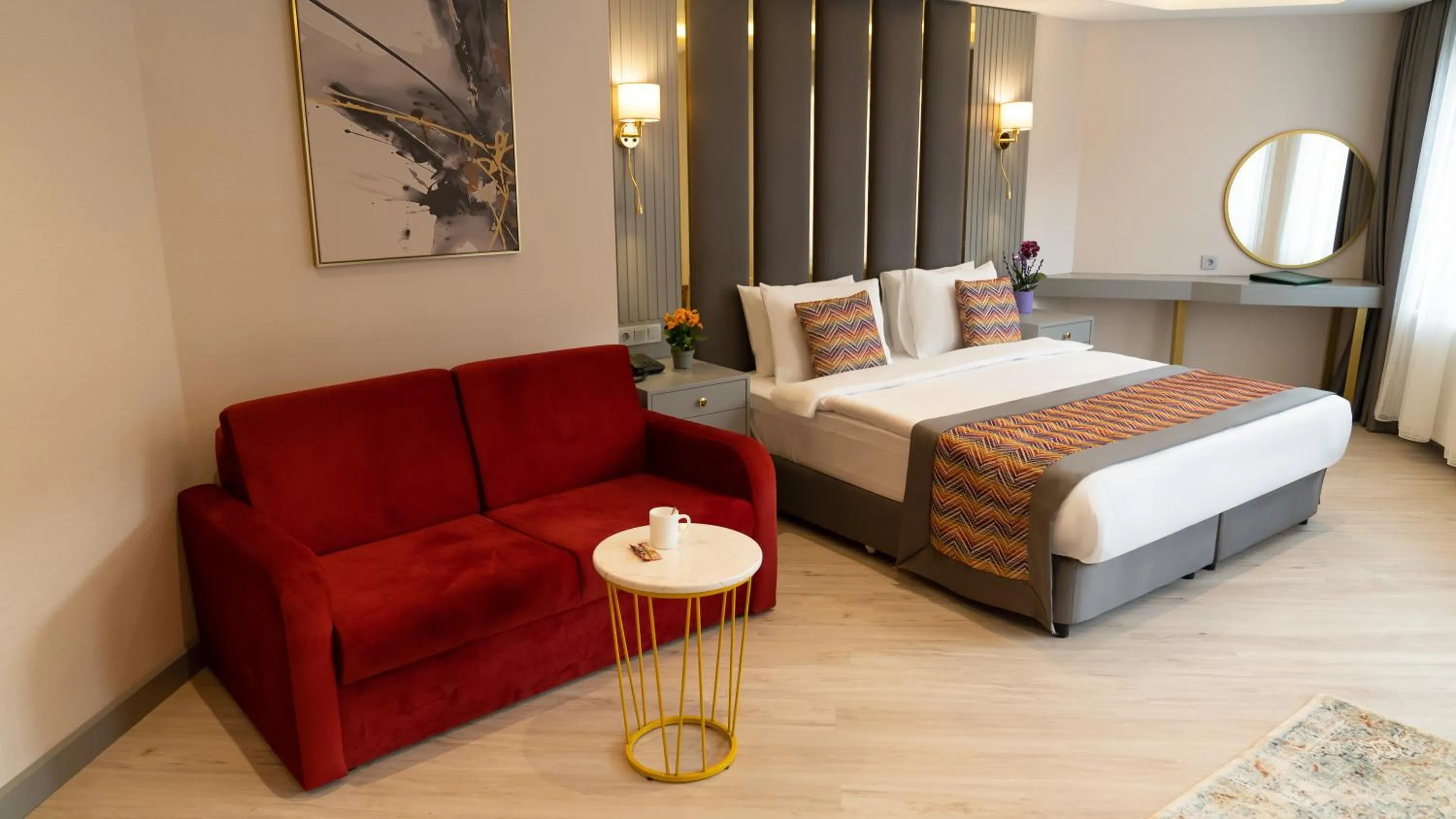 Seating area, Bed in The Külsümz Hotel