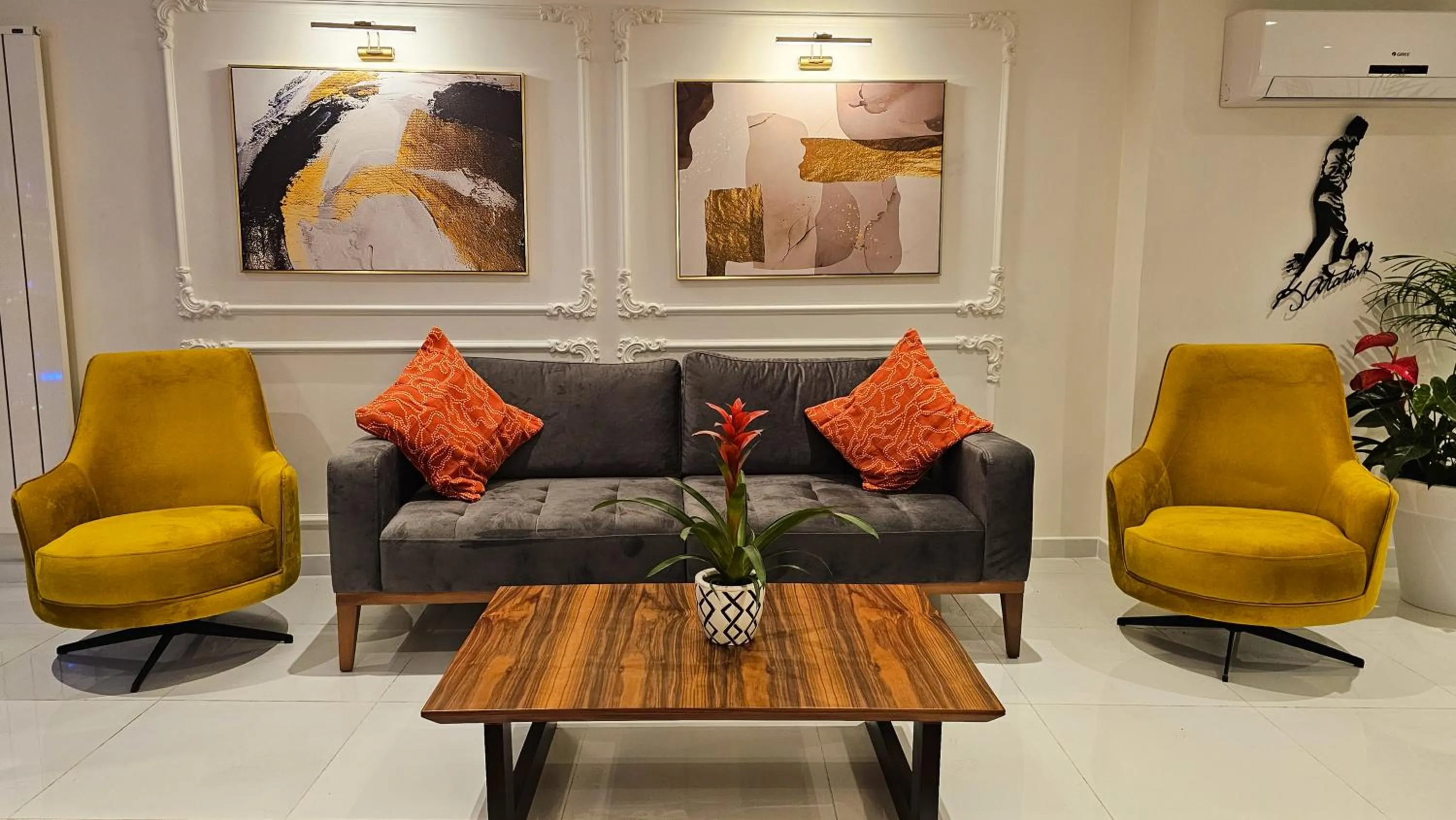 Lobby or reception in The Külsümz Hotel