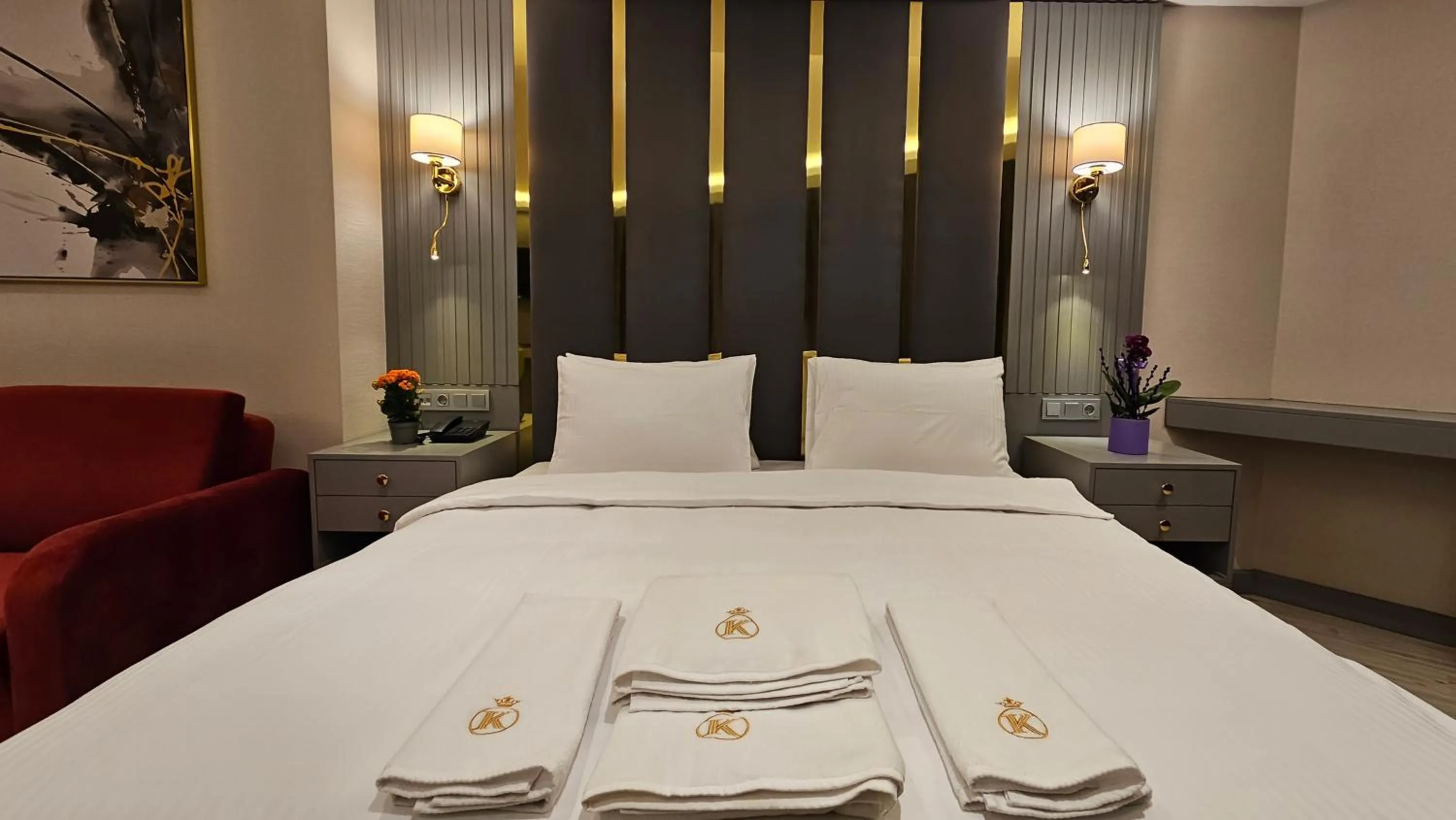 Bed in The Külsümz Hotel