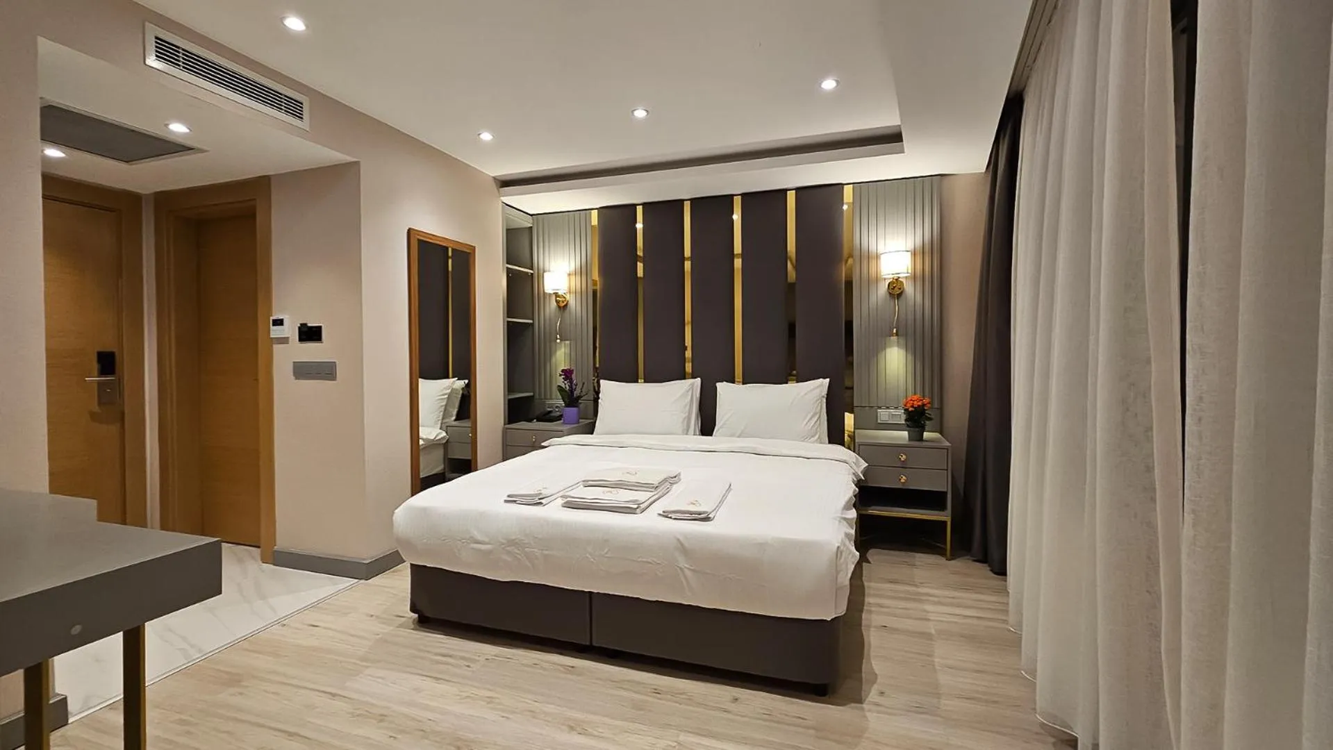 Bed in The Külsümz Hotel