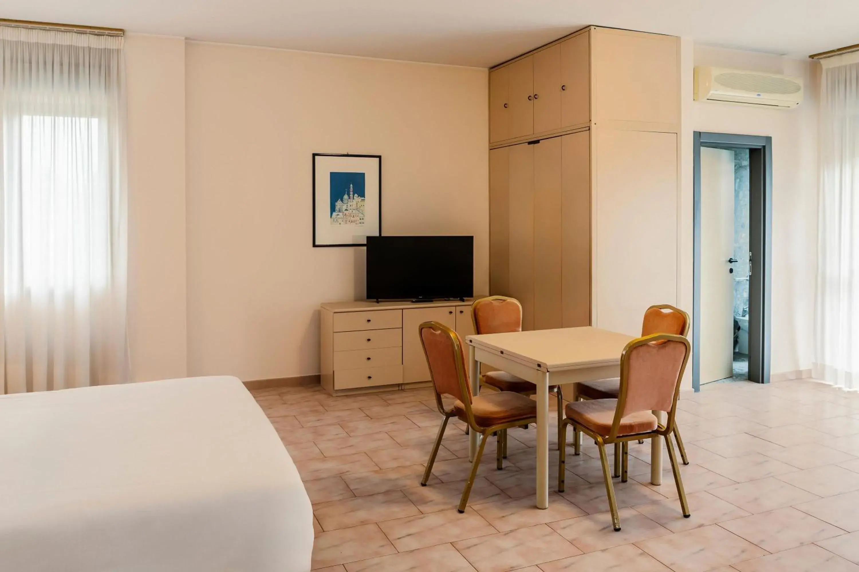 Superior Double Room - single occupancy in B&B HOTEL Bari Rondò Superior Double Room - single occupancy in B&B HOTEL Bari Rondò