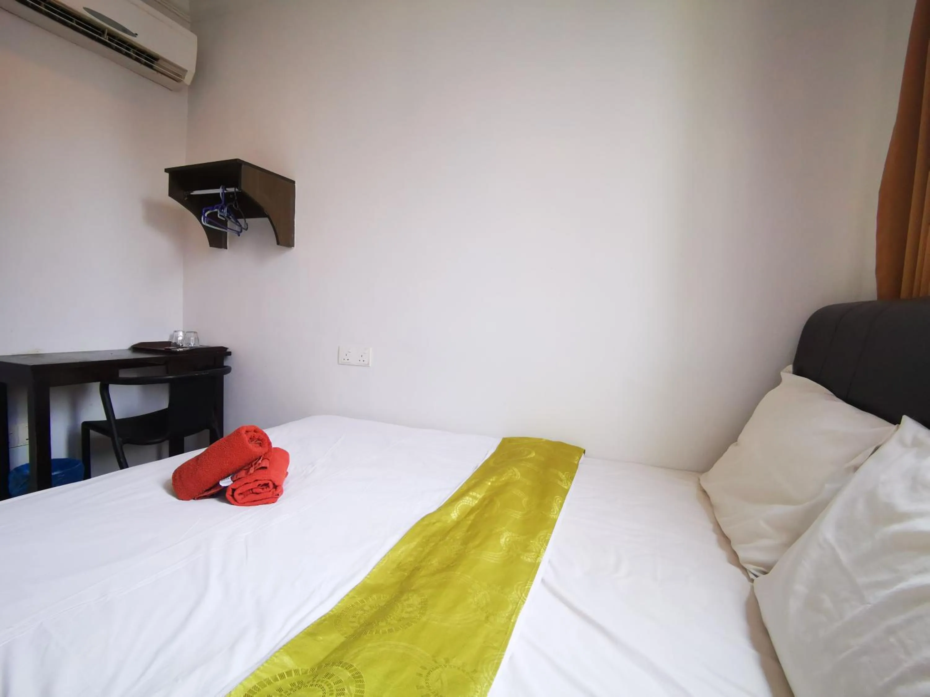 Bedroom, Bed in Clover Hotel Port Dickson