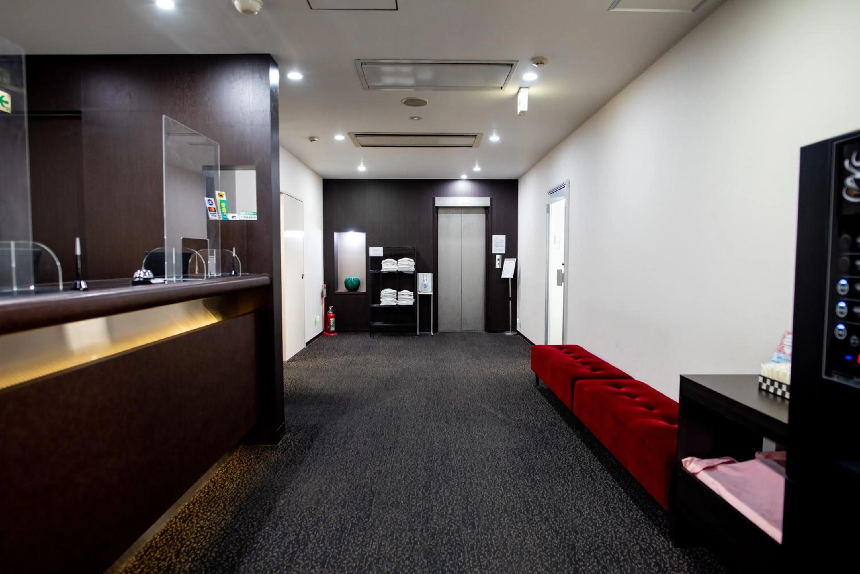 Lobby or reception in le Lac Hotel Yokkaichi