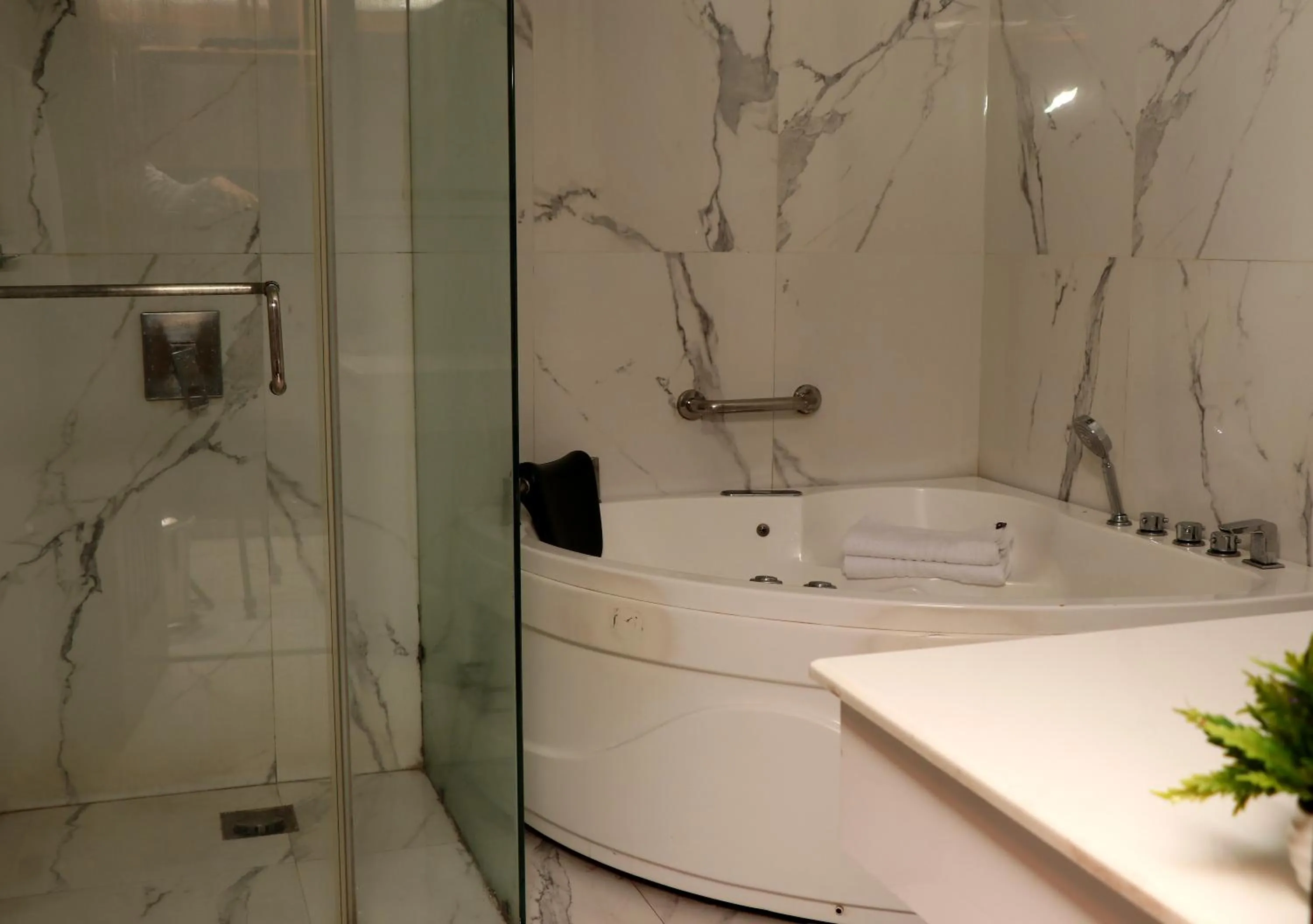 Hilton Suites Lahore