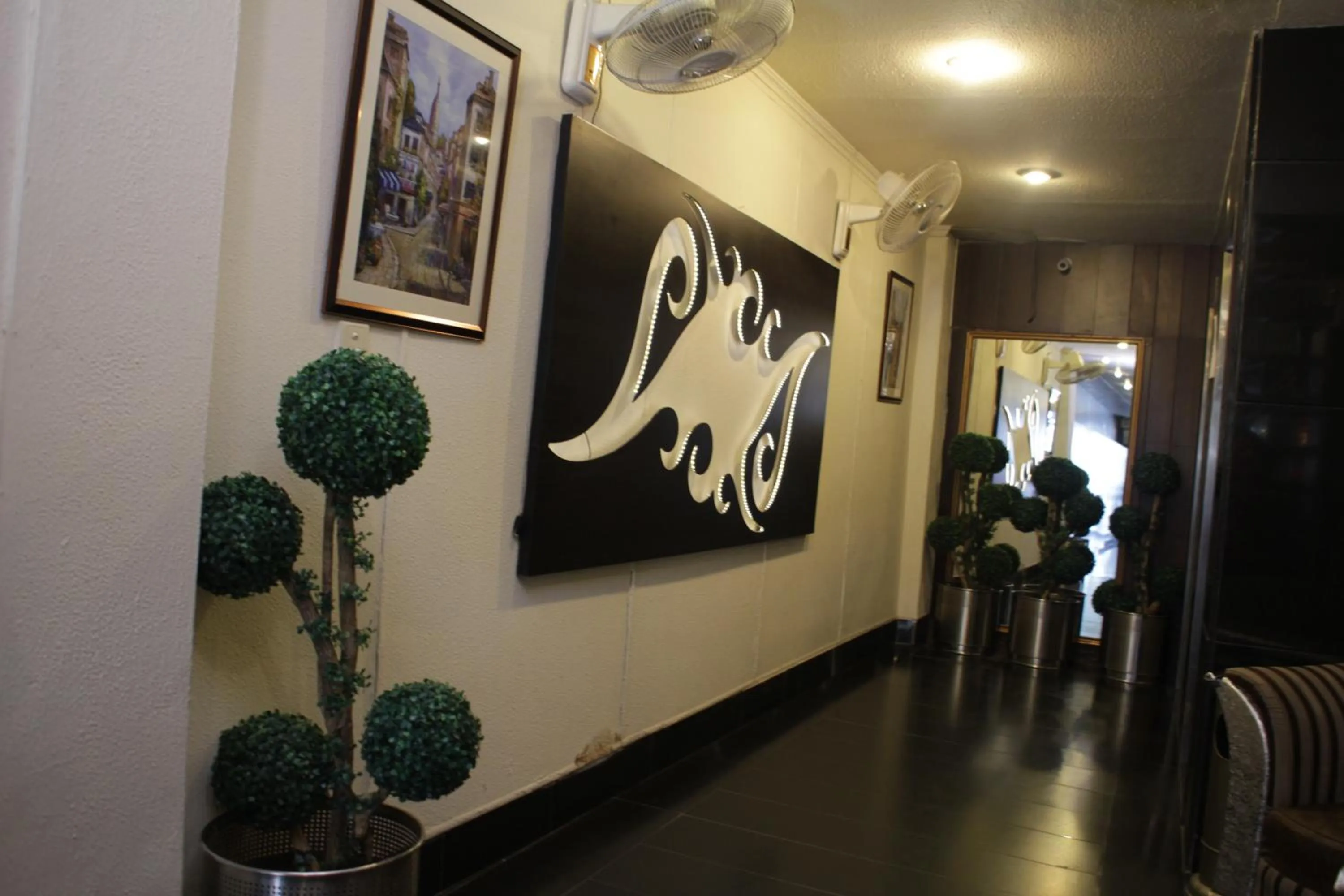 Decorative detail in Hilton Suites Lahore