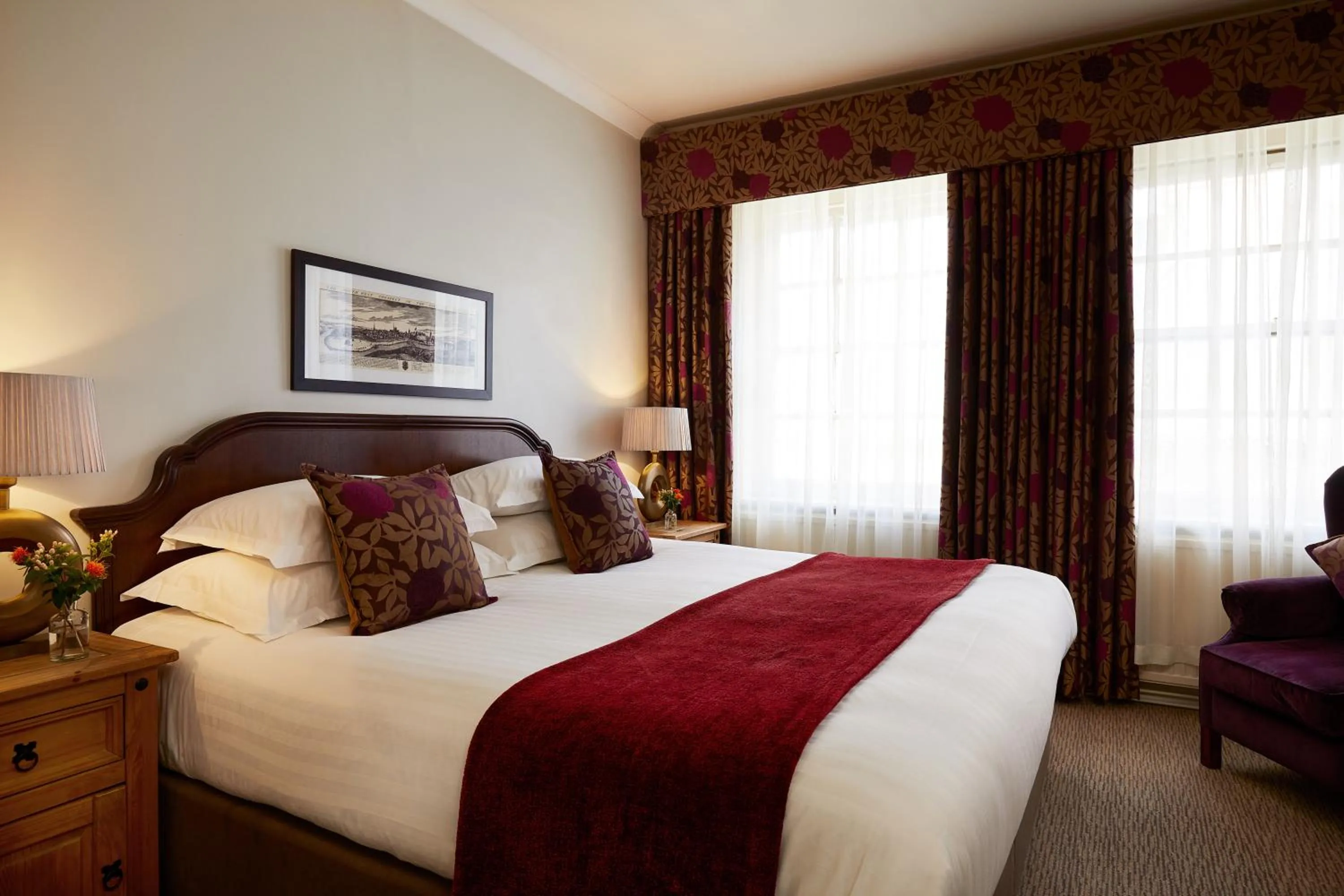 Bedroom, Bed in Macdonald New Blossoms Hotel Chester