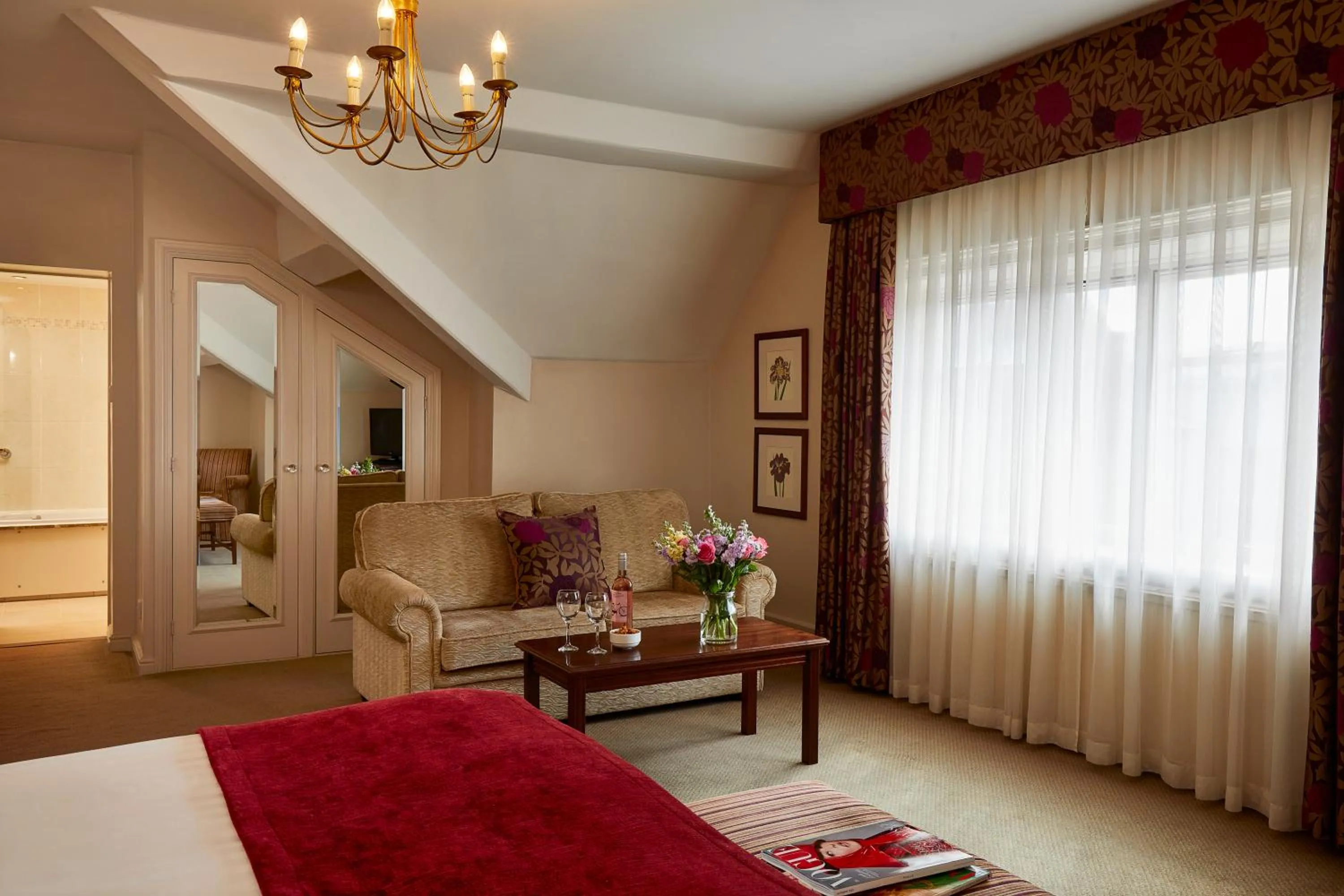 Bedroom, Bed in Macdonald New Blossoms Hotel Chester